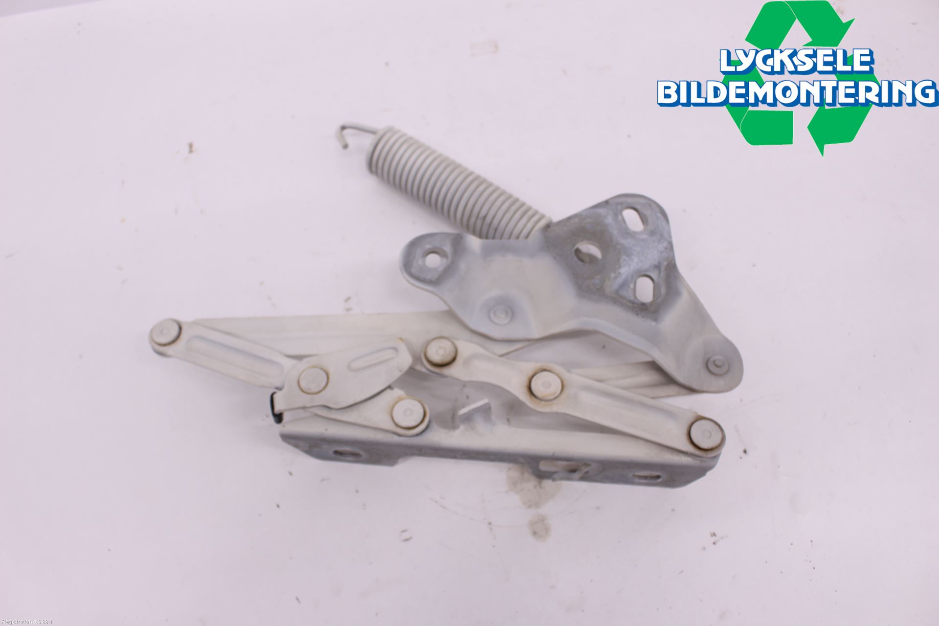 Volvo 940 91-98 Huvgångjärn