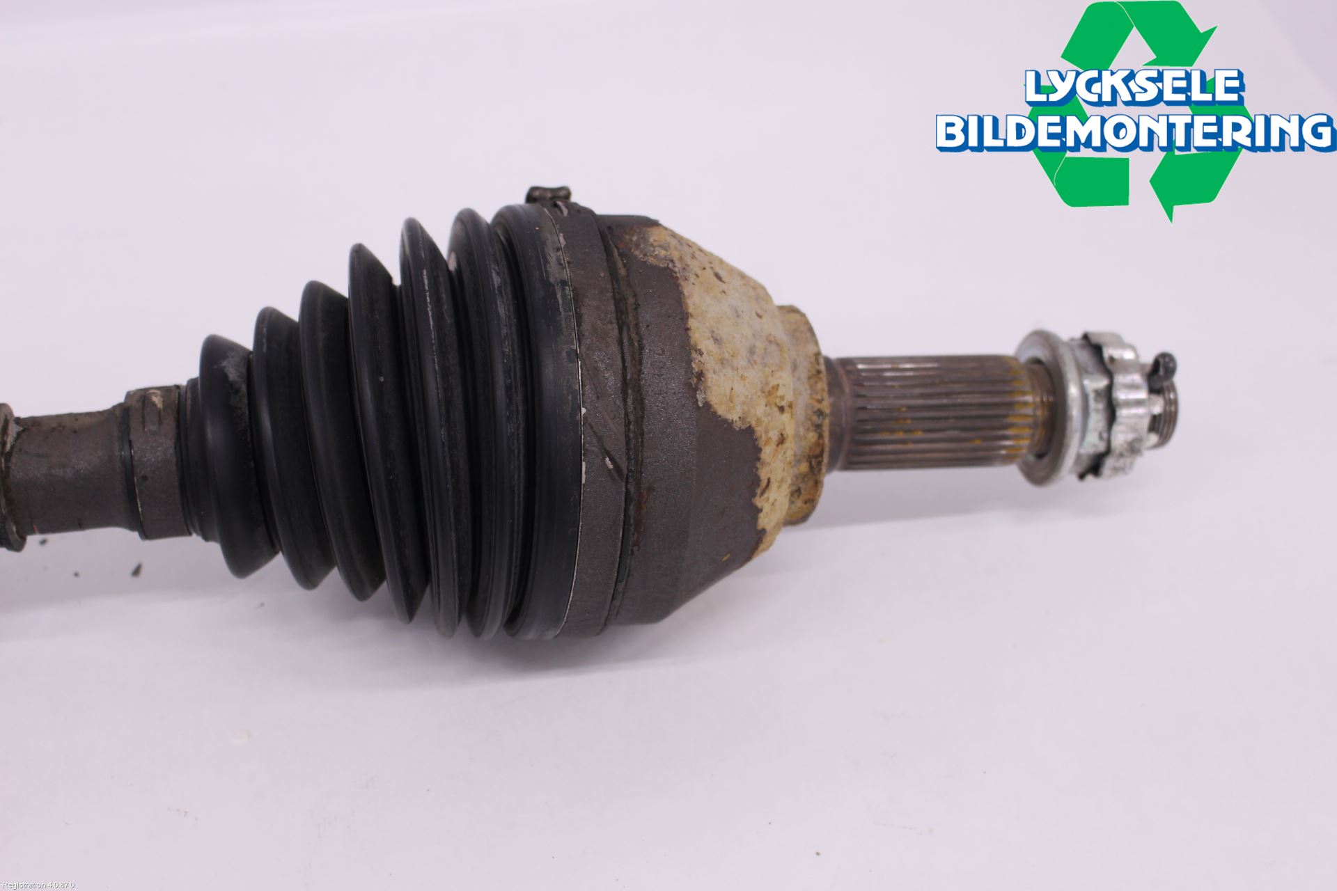 Nissan QASHQAI 10-14 Drivaxel Fram Vänster
