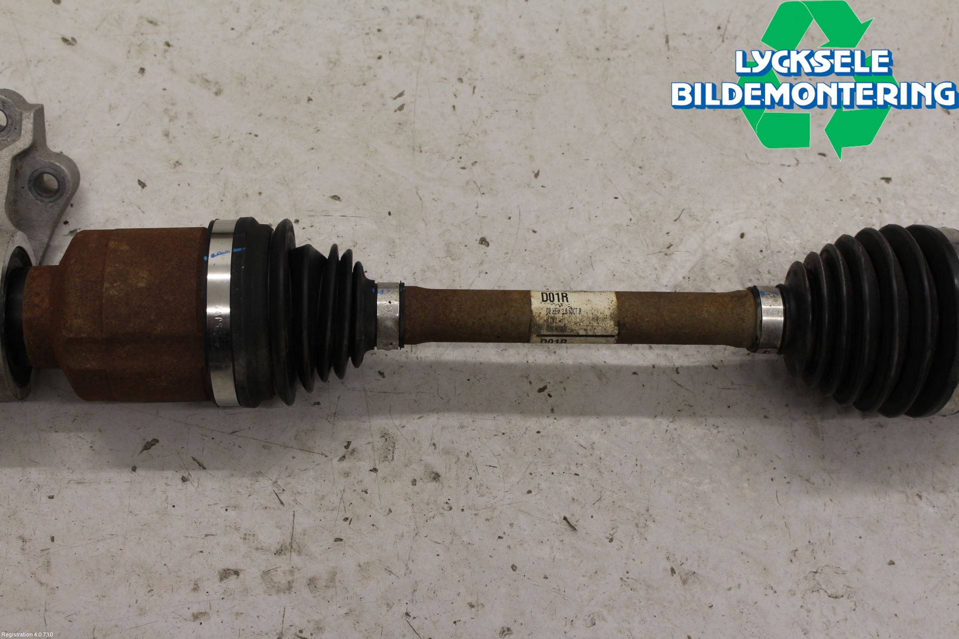 Kia NIRO (DE) 17-22 Drivaxel Fram Höger