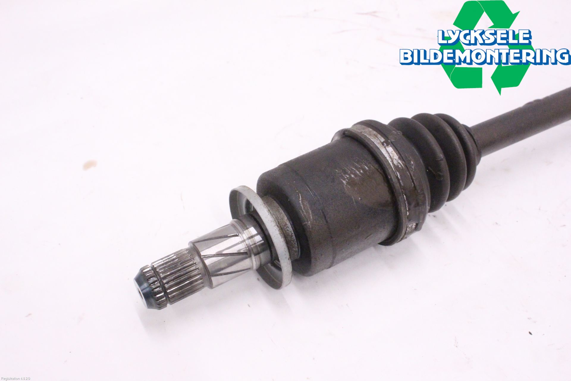 Subaru OUTBACK 21- Drivaxel Bak Höger