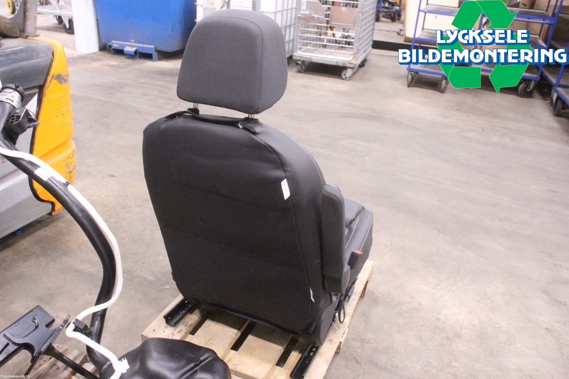 Volkswagen VW CADDY 21- Inredning Stol Fram Vä