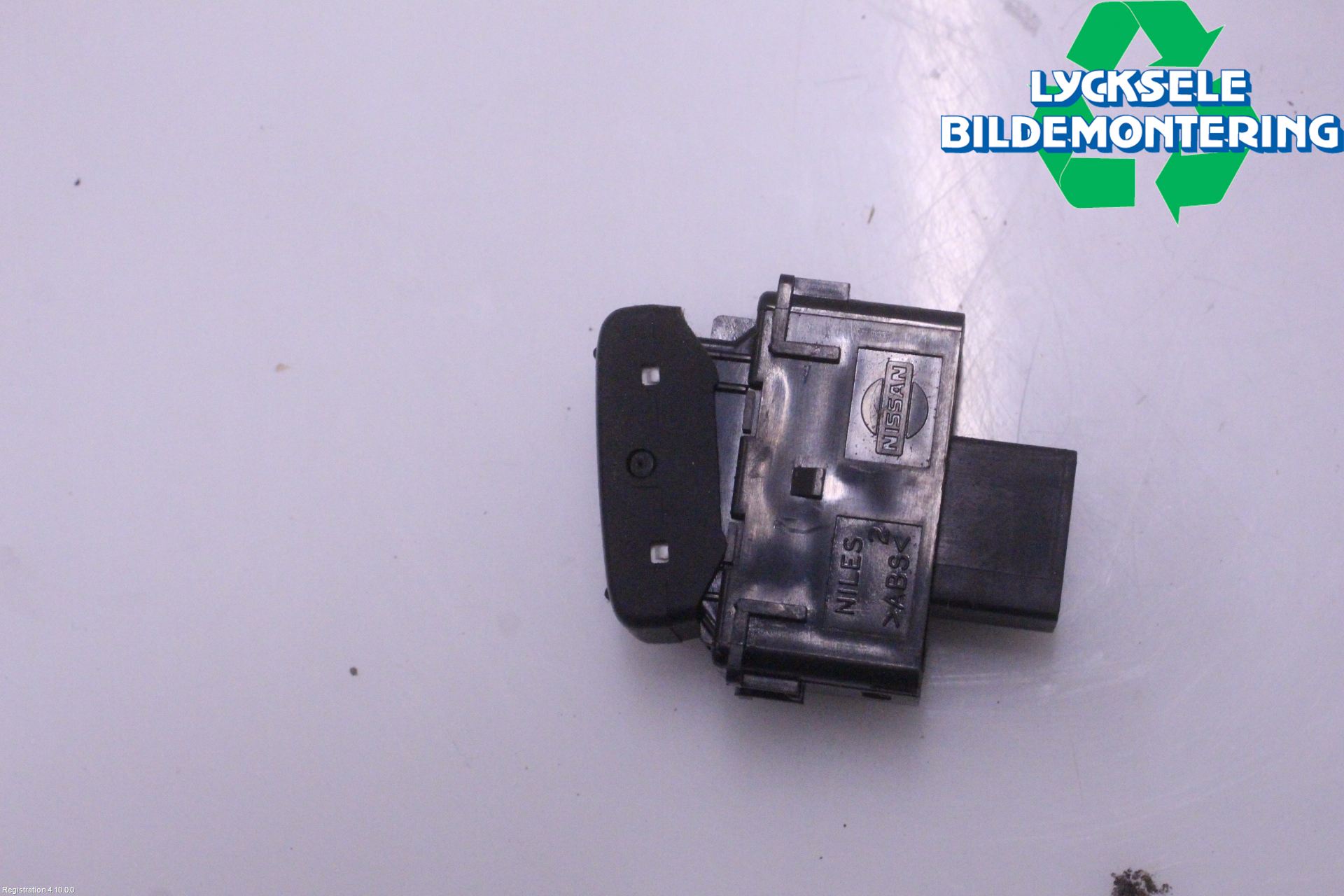 Nissan NAVARA 05-16 Strömställare Övrigt