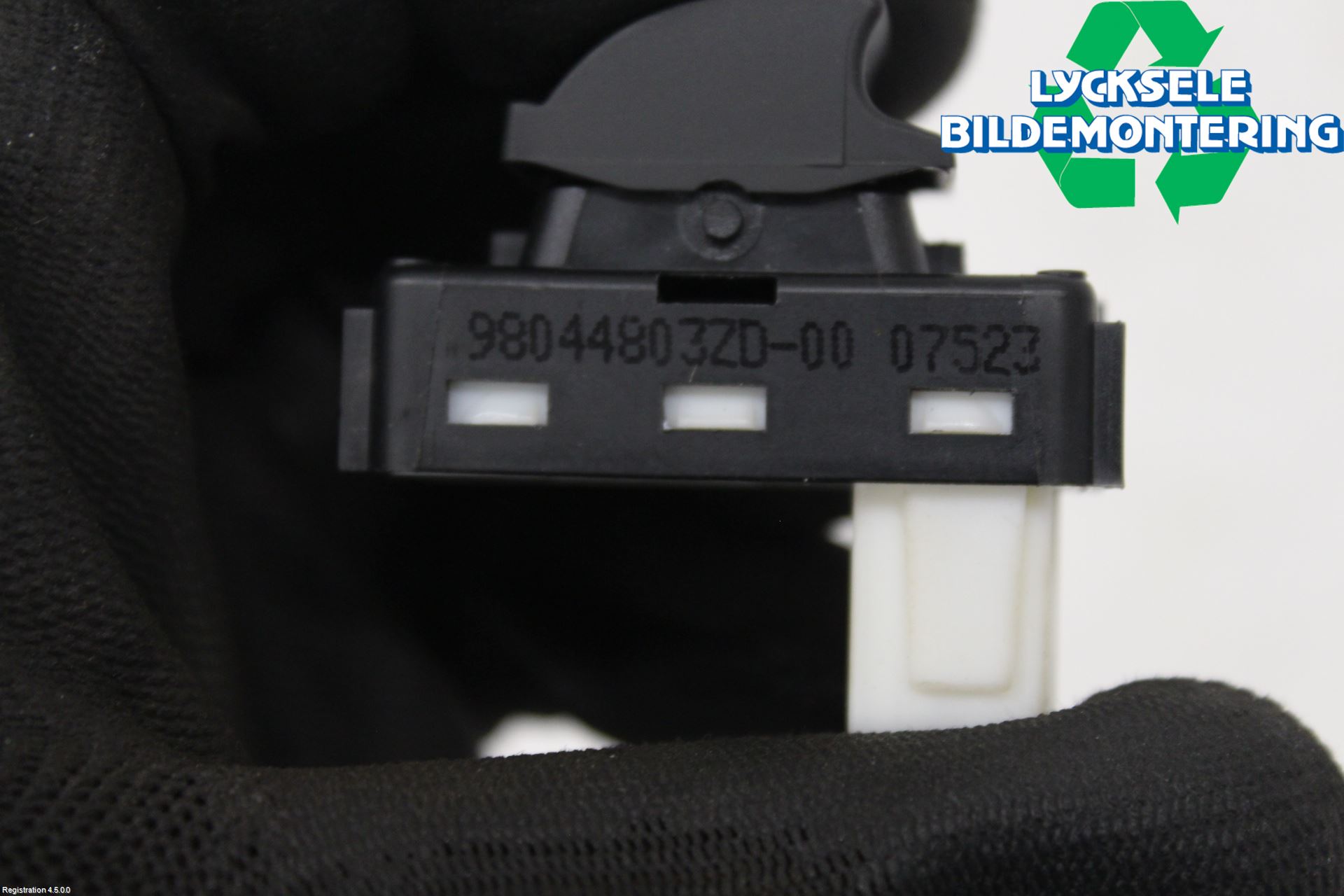 Peugeot 208/E-208 20- Strömställare Elhiss