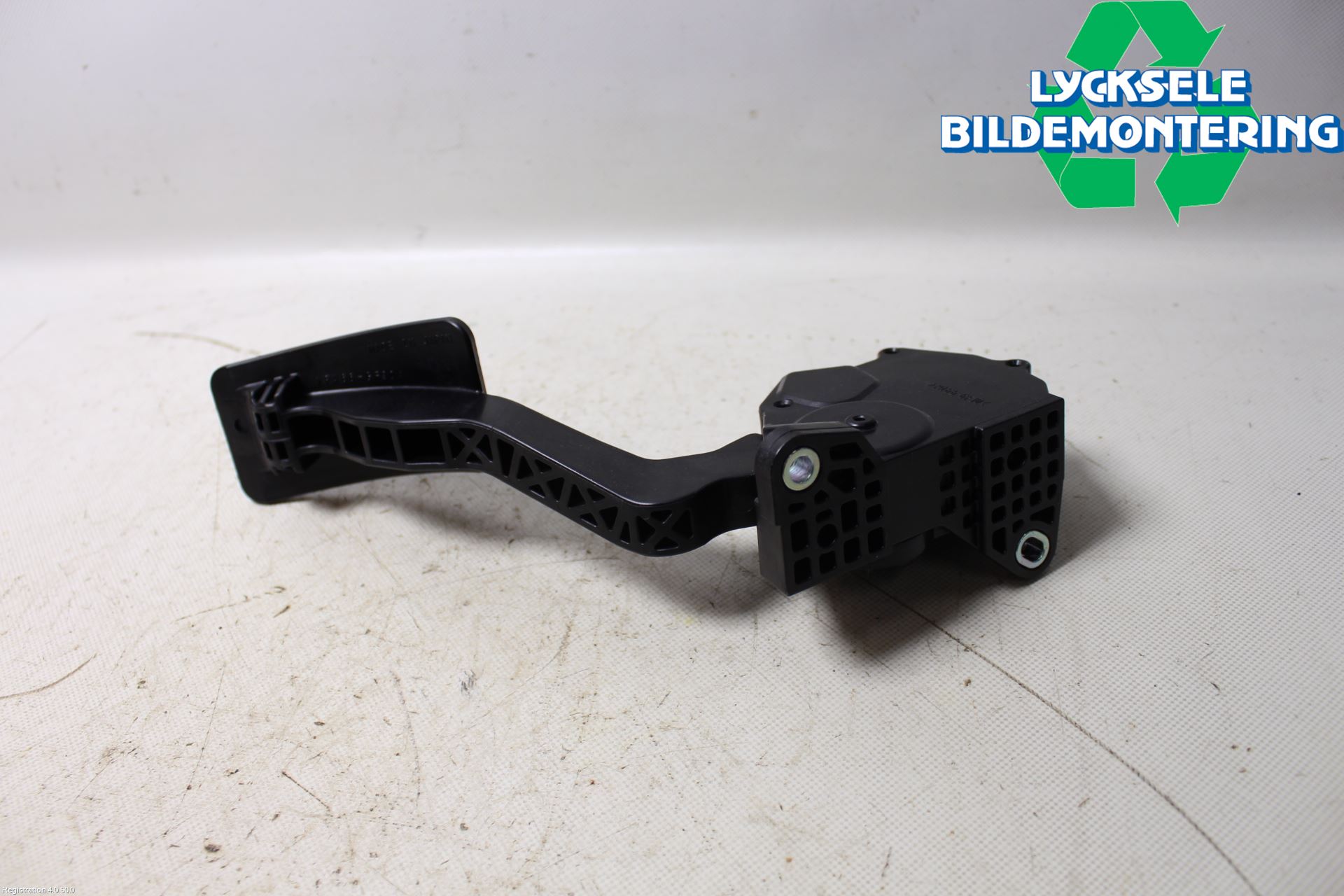 Subaru OUTBACK 15-20 Gaspedal
