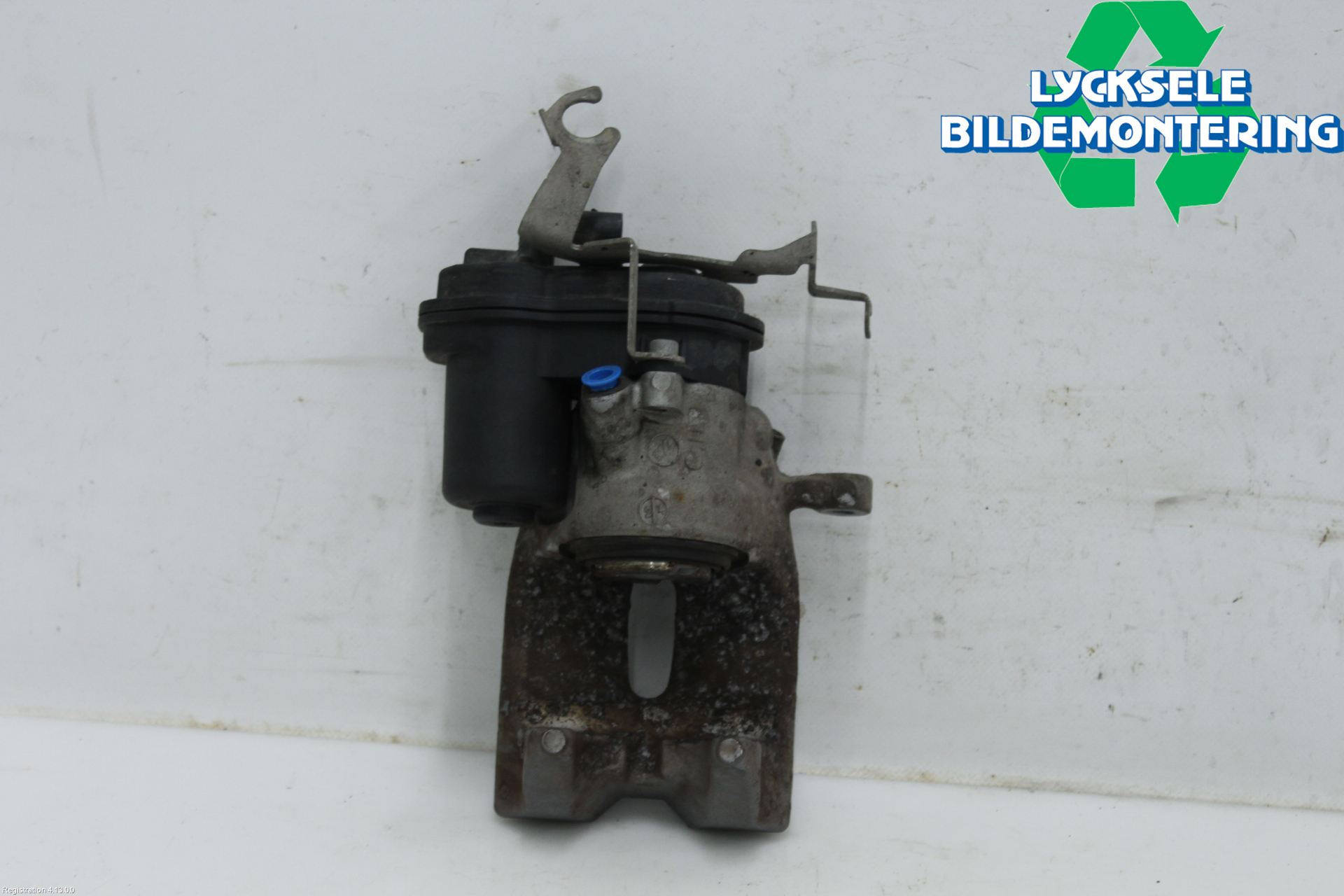 BMW 5 G30/G31/F90 17-23 Bromsok Bak Höger