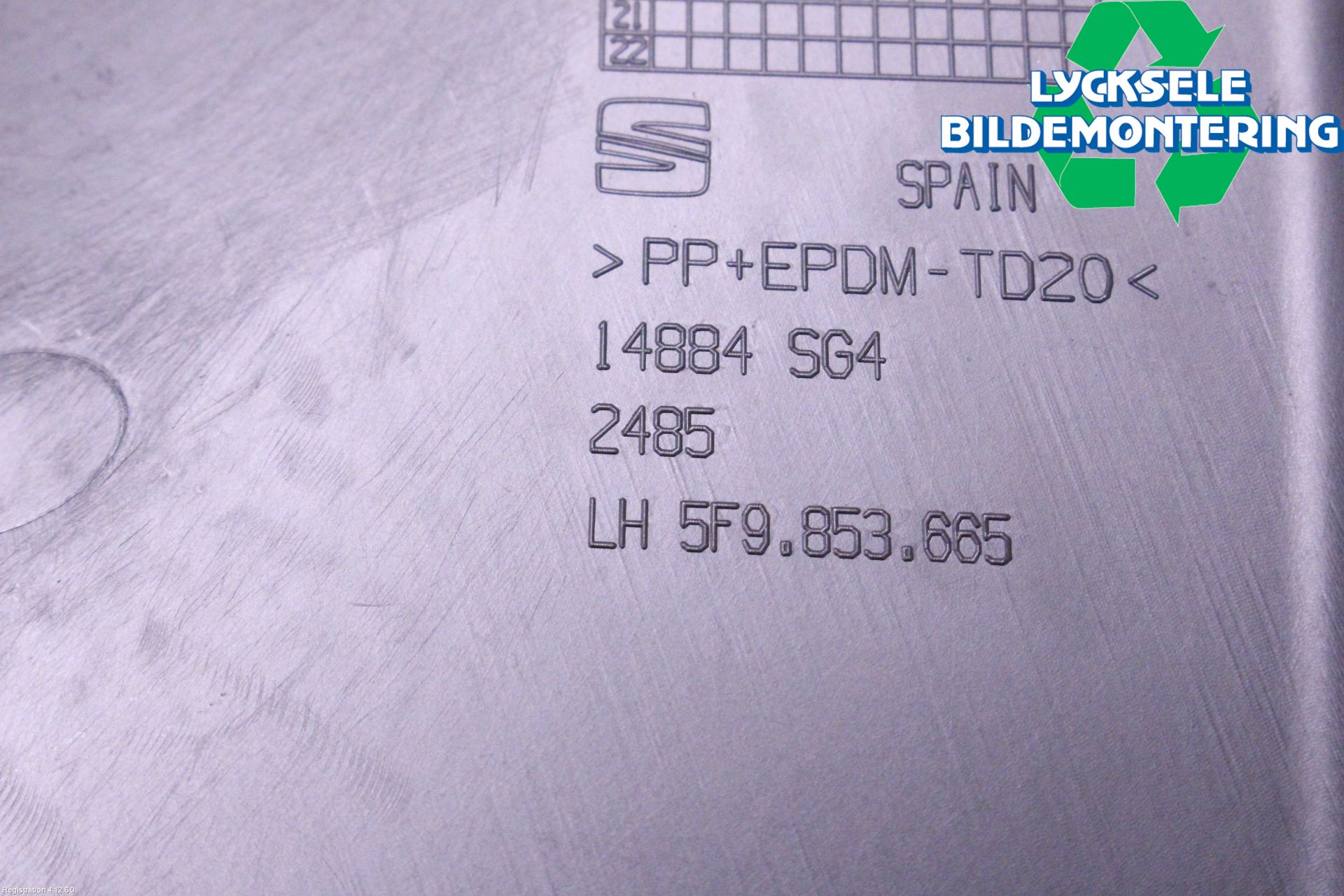 Seat LEON 13-20 Dimljussarg Fram