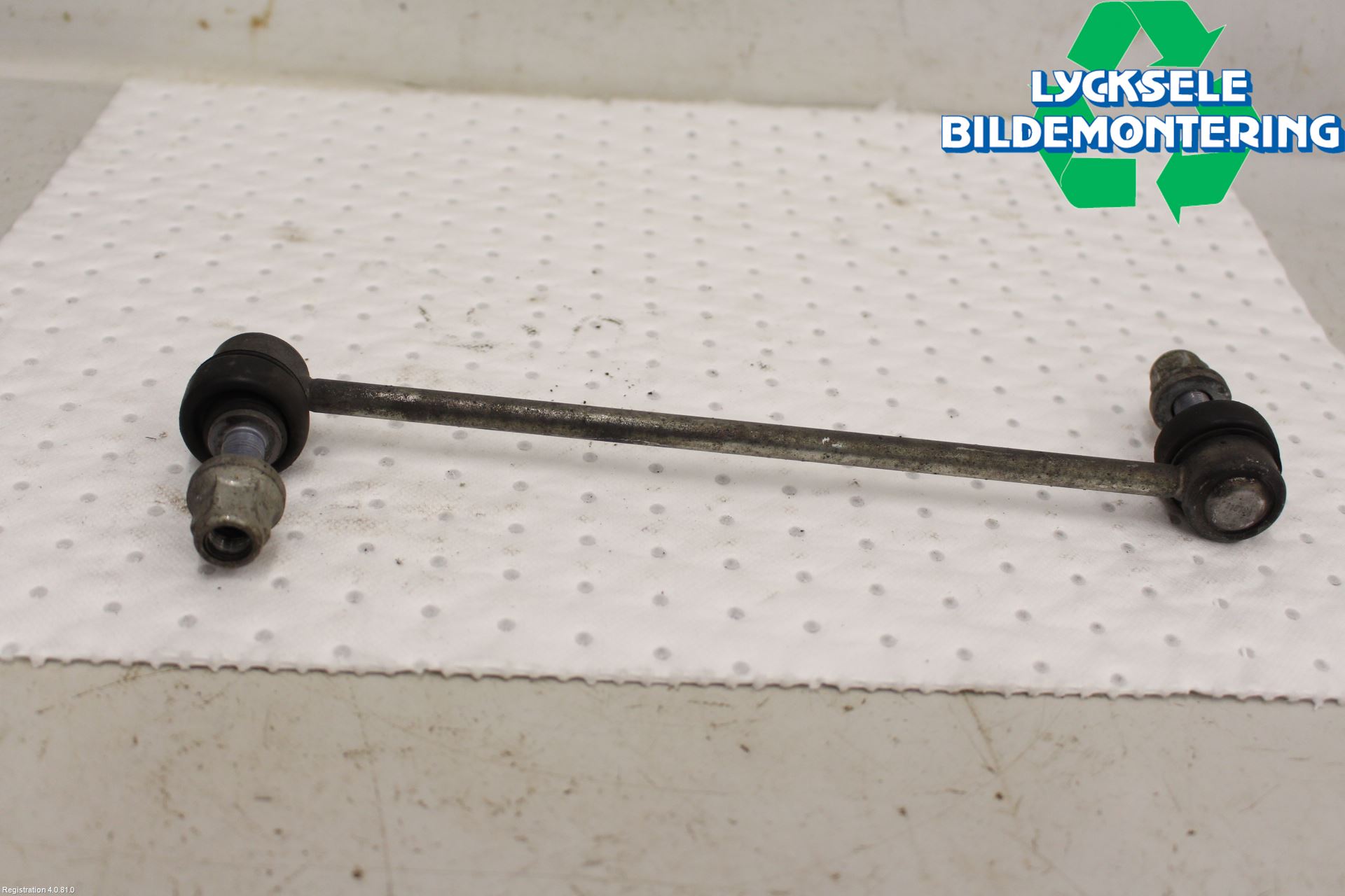 Ford TRANSIT/TOURNEO CONNECT 13-22 Krängningshämmarstag Fram