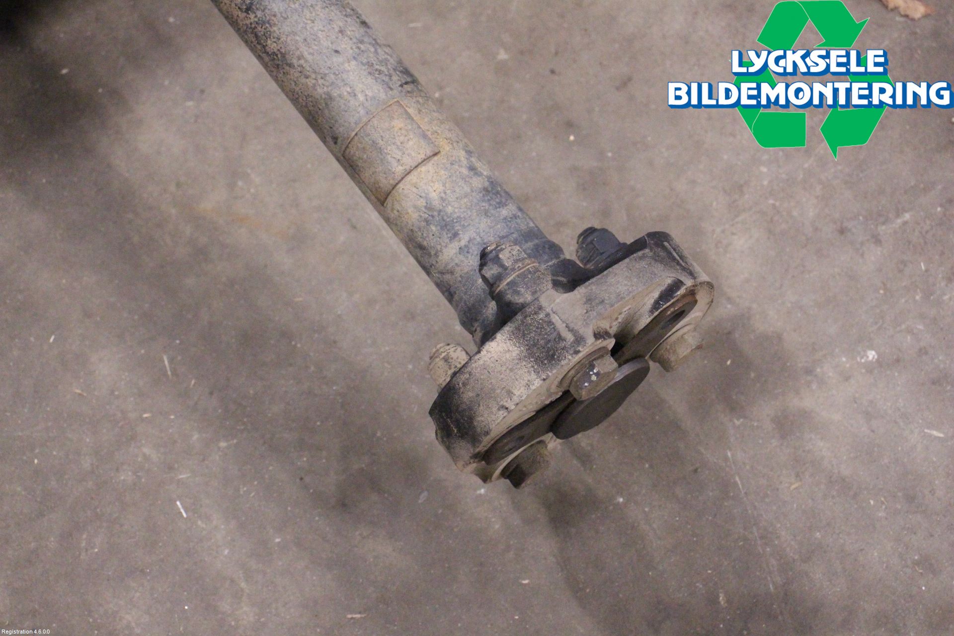 Volvo 940 91-98 Mellanaxel Komp