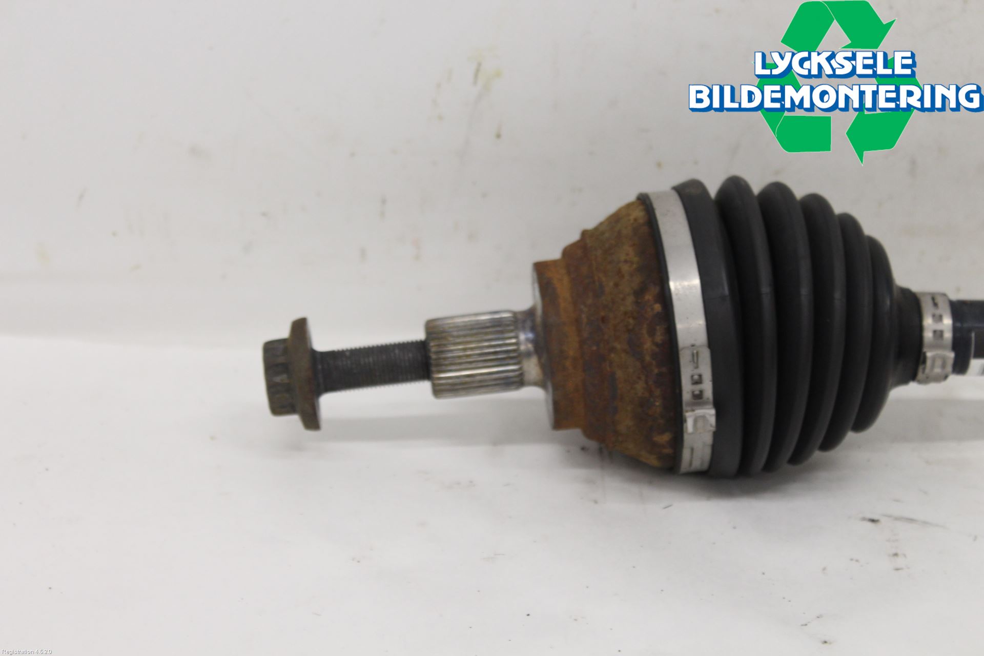 Audi Q2/SQ2 17- Drivaxel Fram Vänster