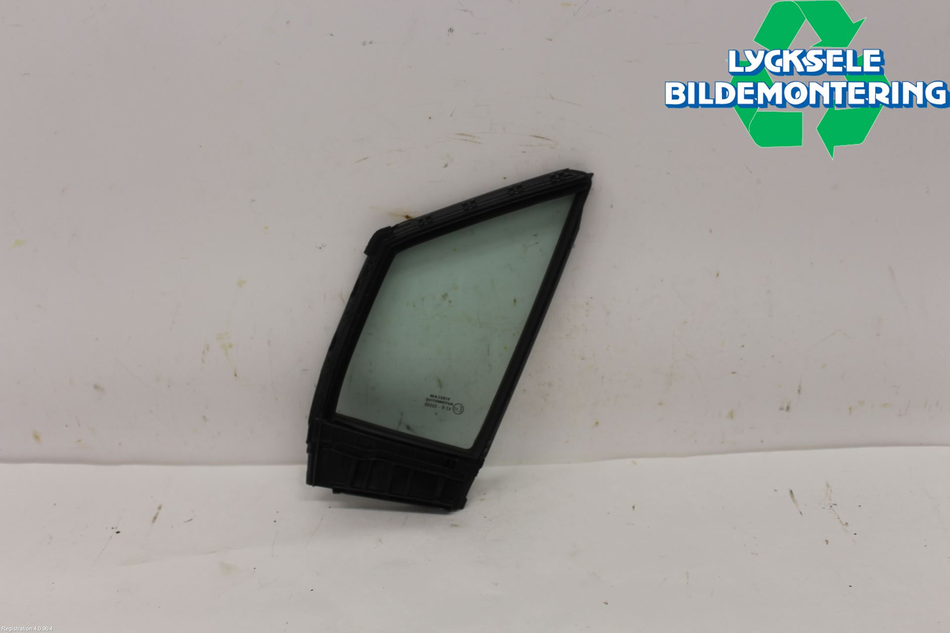 Toyota COROLLA 19- Dörruta Fram Lilla Hö