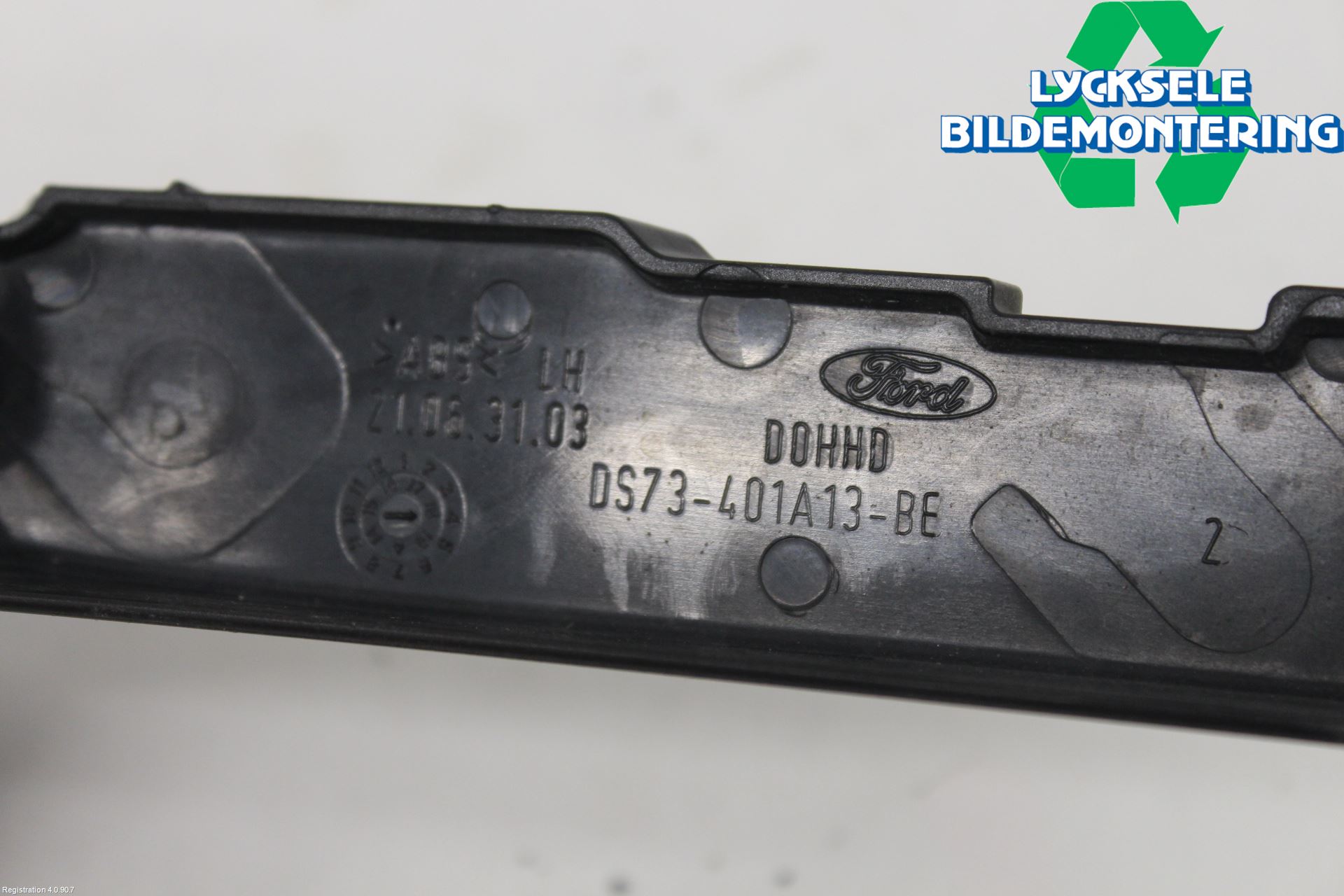 Ford MONDEO 15-22 Bakljussarg