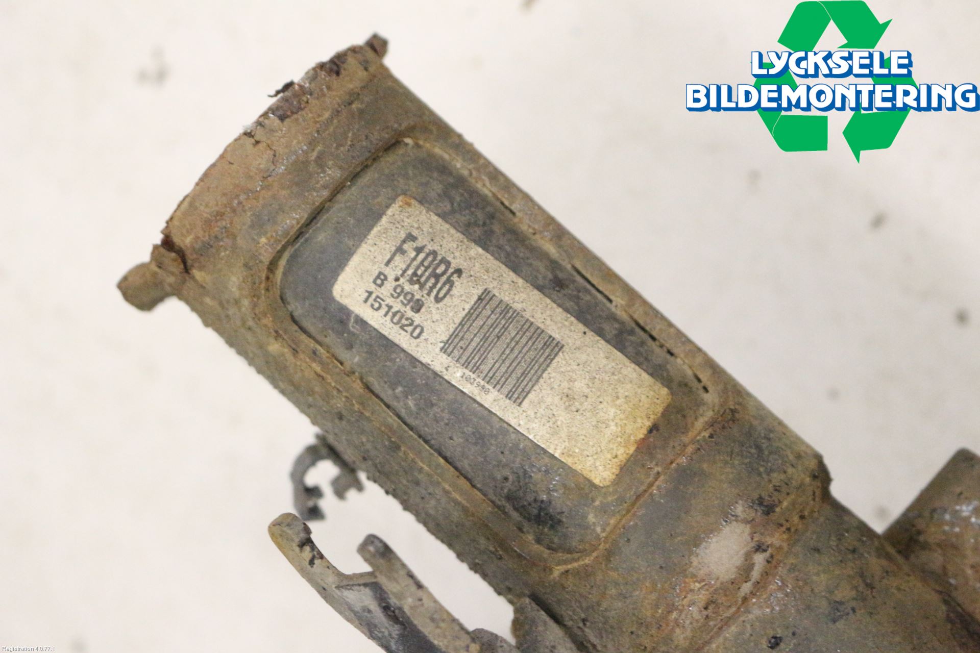 Toyota AURIS 13-19 Fjäderben Fram Höger