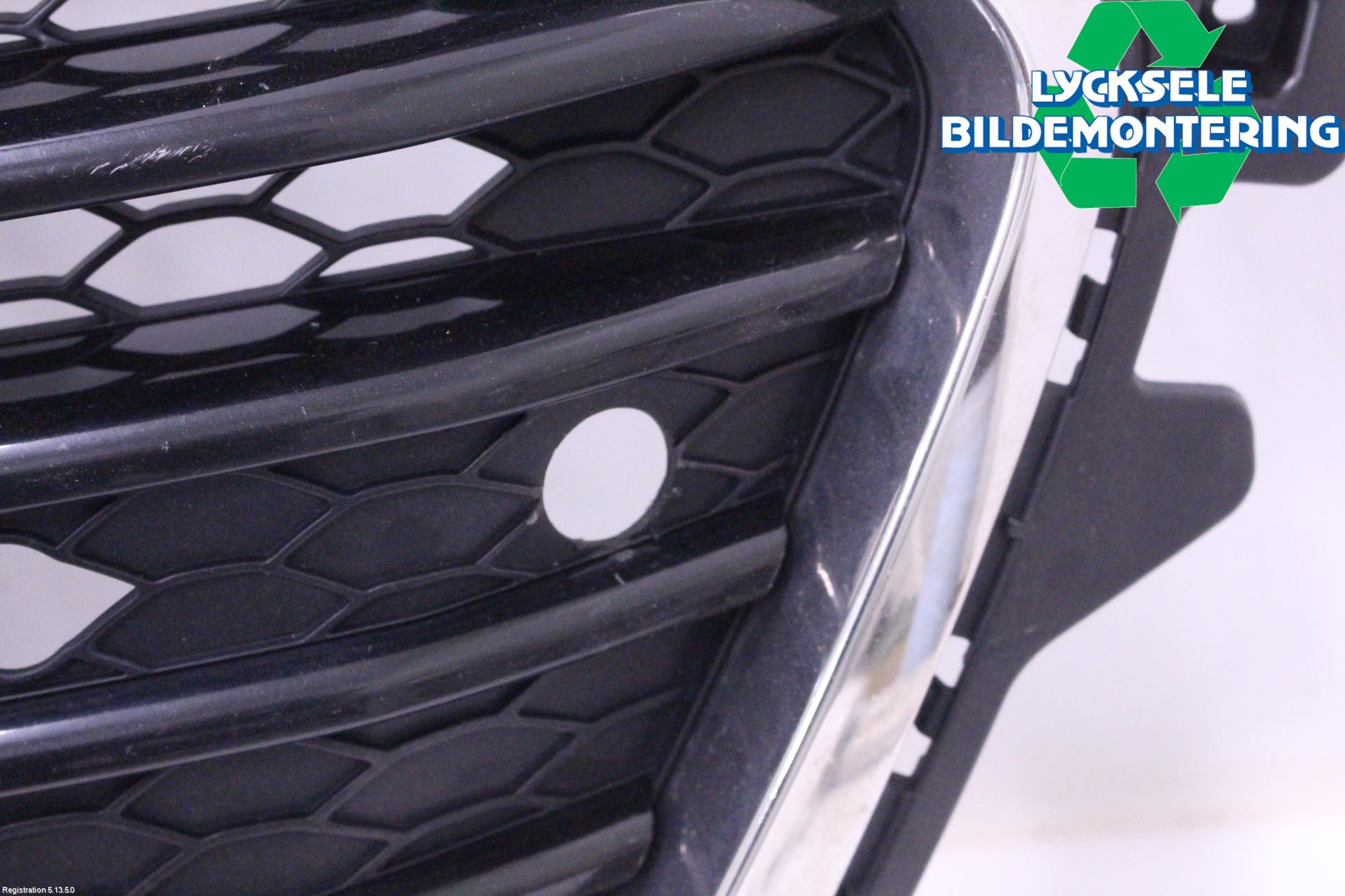 Hyundai i40 16-18 Grill Komp