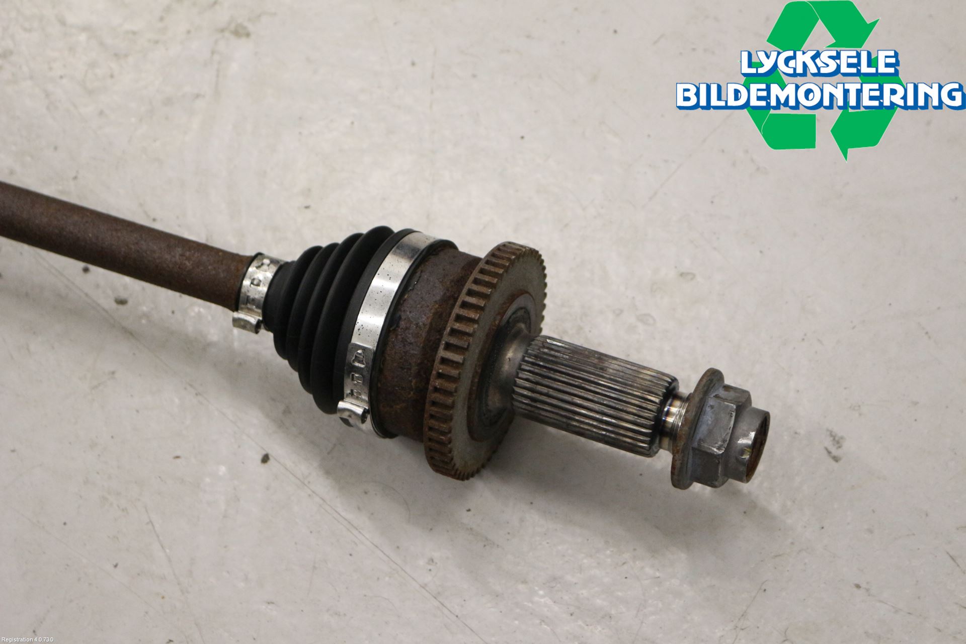 Kia SORENTO 15-20 Drivaxel Bak Vänster