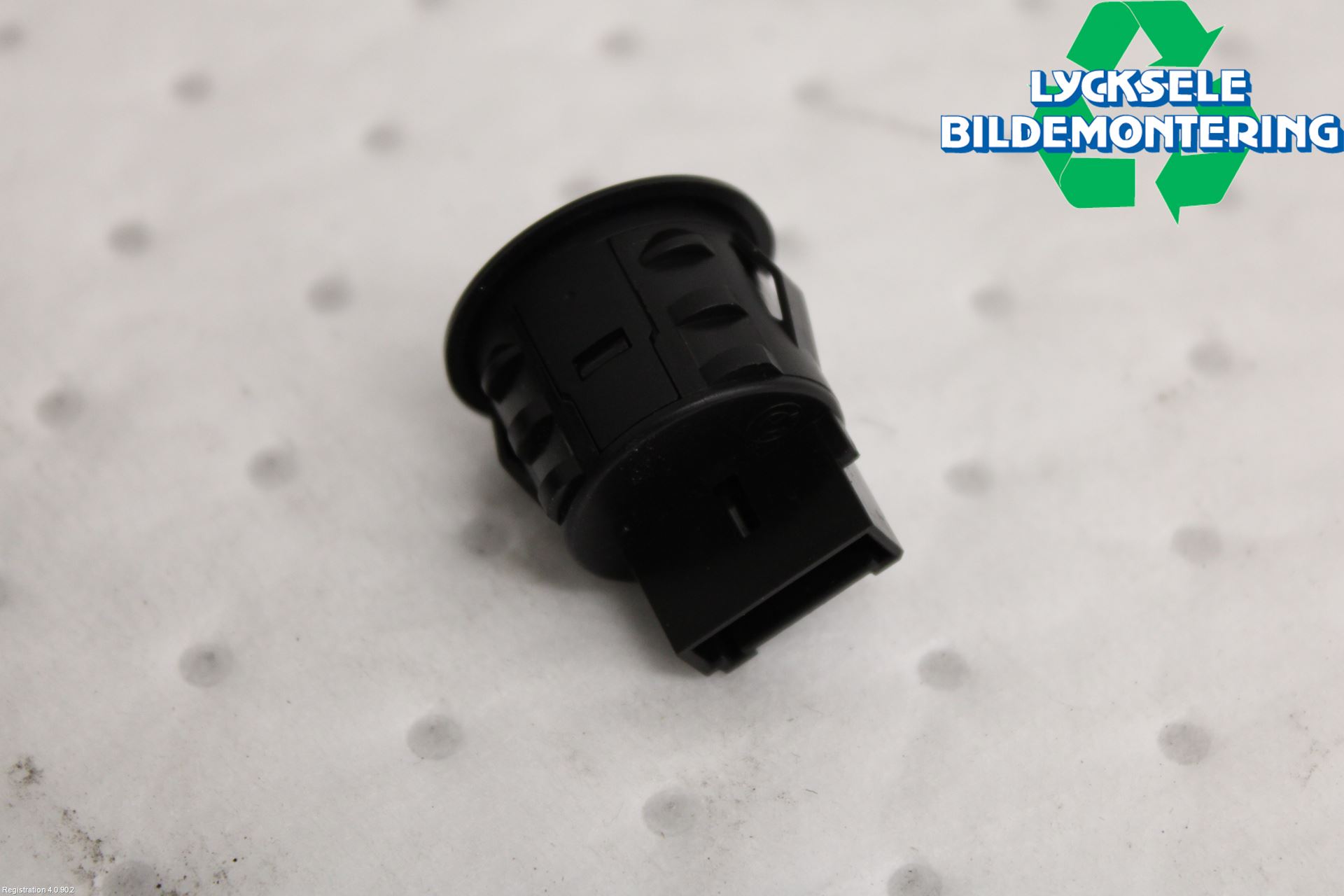 BMW X1/iX1 U11 23- Strömställare Dragkrok