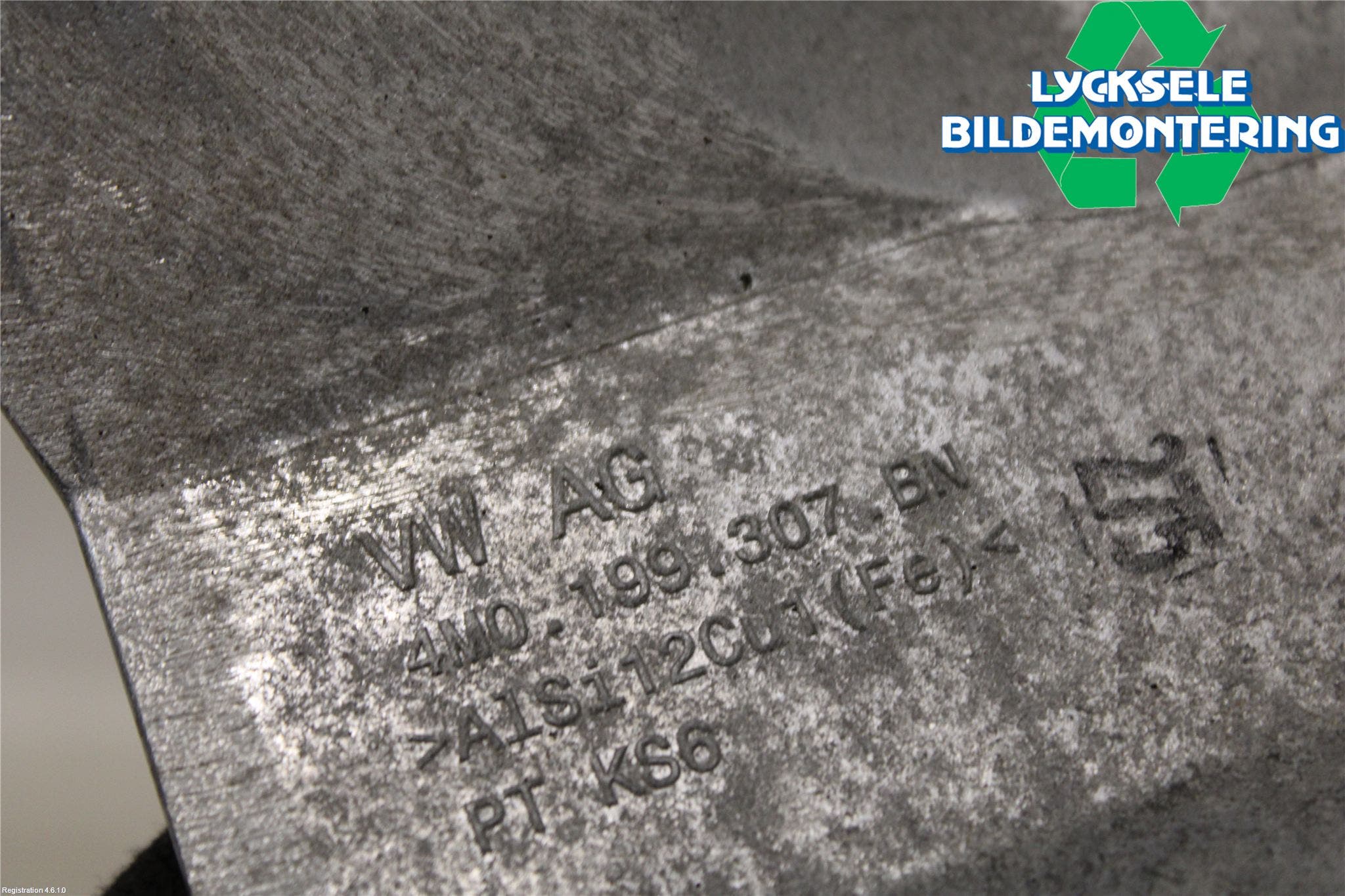 Audi A6 F2/C8 19- Växellådsfäste