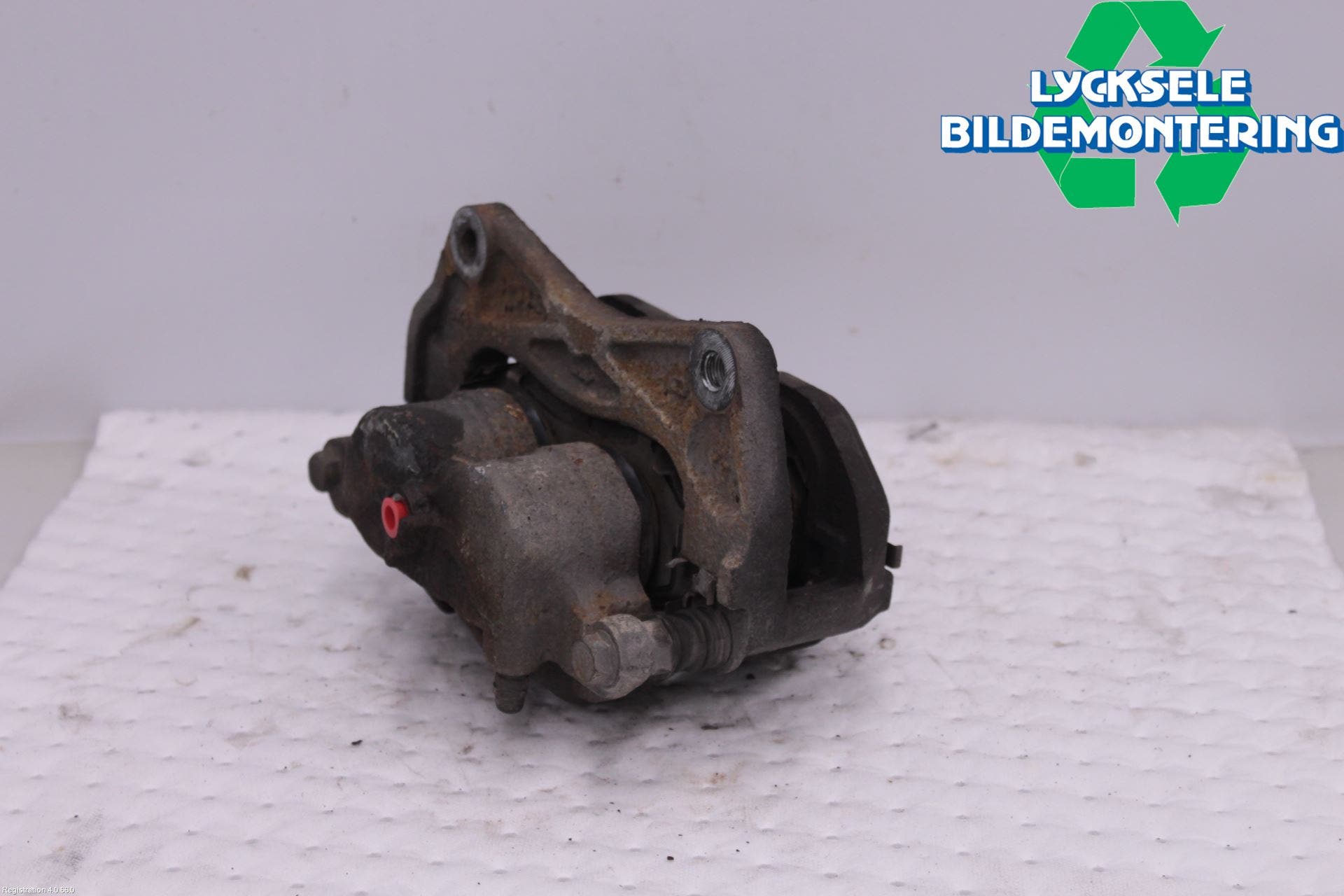 Subaru LEGACY 10-14 Bromsok Fram Höger