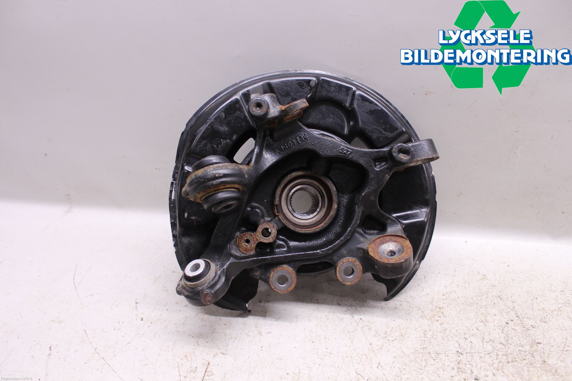 BMW 1 F20/F21 11-19 Hjullagerhus-Spindel Vä B
