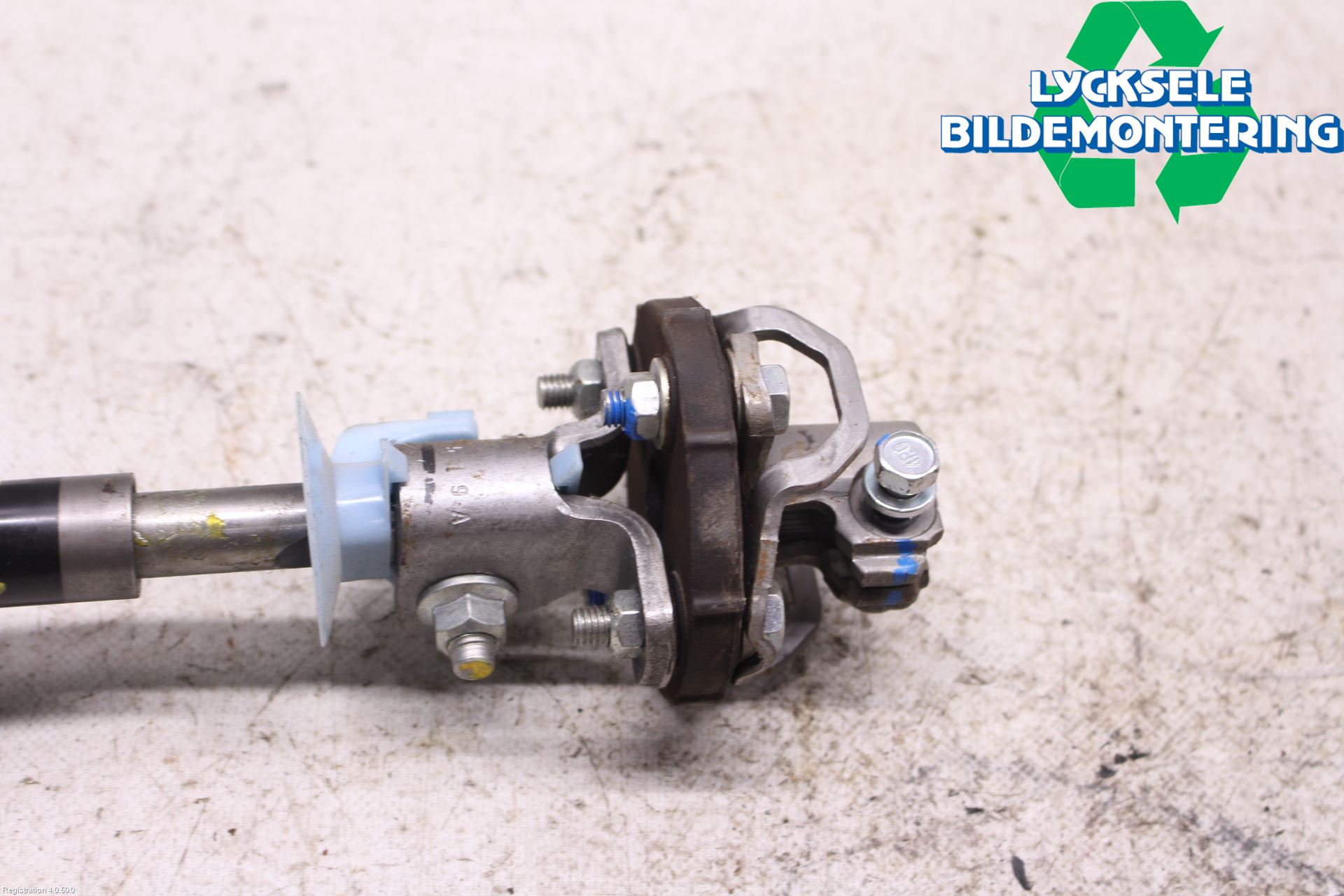 Nissan NAVARA 05-16 Rattaxelknut