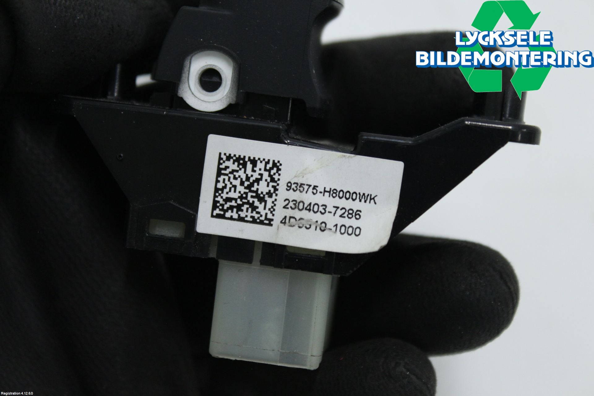 Kia STONIC 18->> Strömställare Elhiss