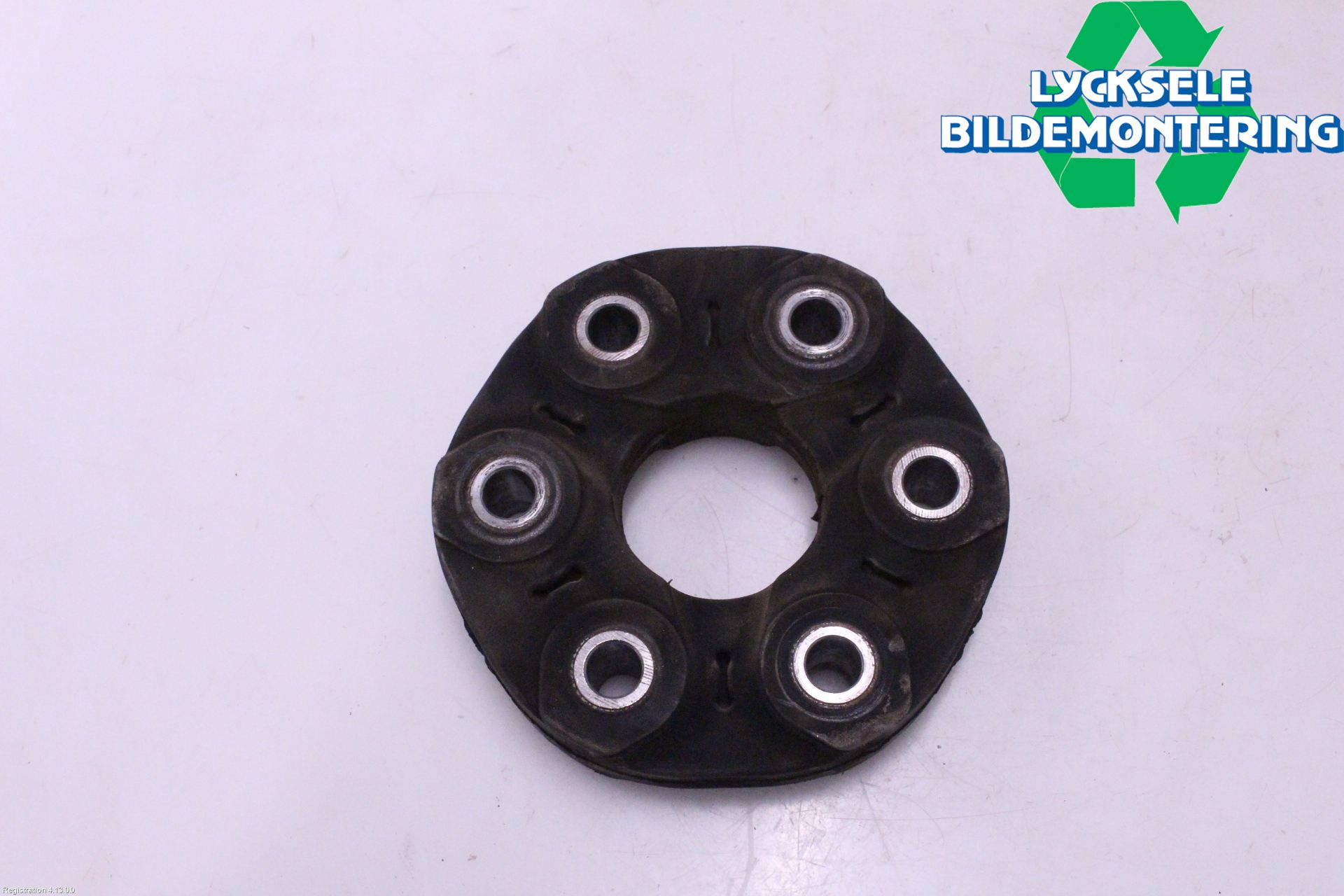 BMW 5 G30/G31/F90 17-23 Mellanaxel Gummiknut