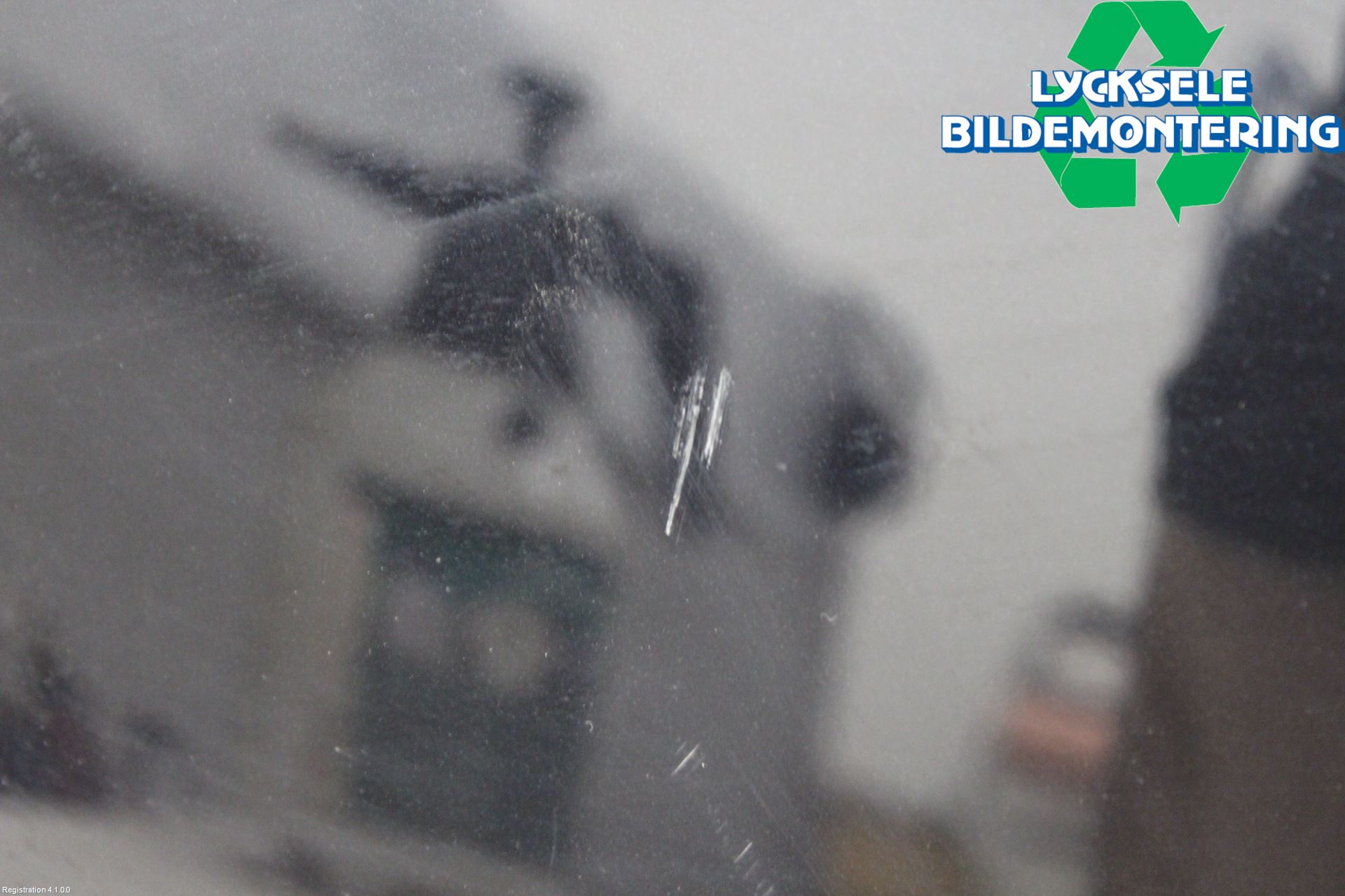 Audi Q7/SQ7 Spoiler Baklucka