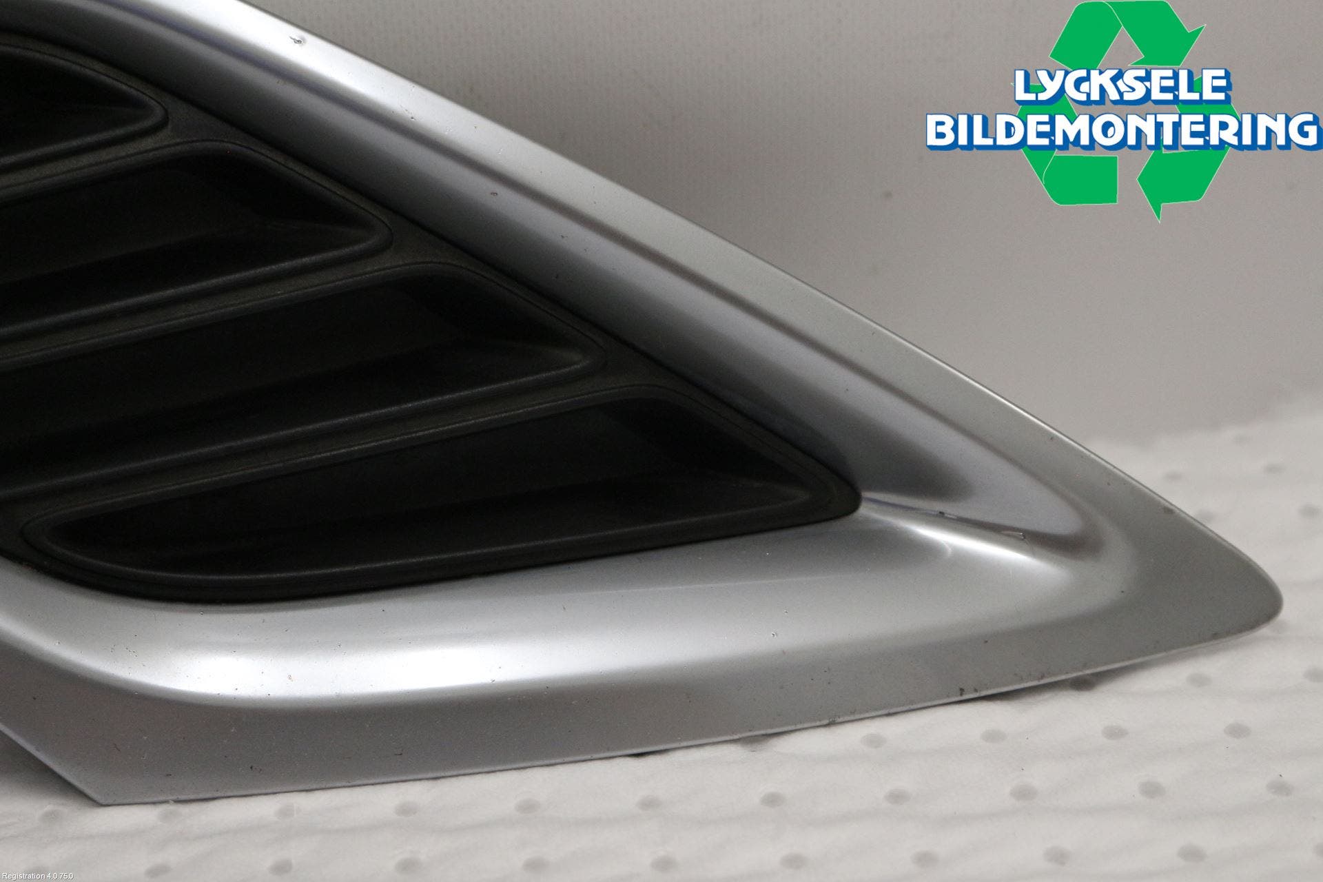 Saab 9-3 VER2/VER3 08-15 Grilldel Höger