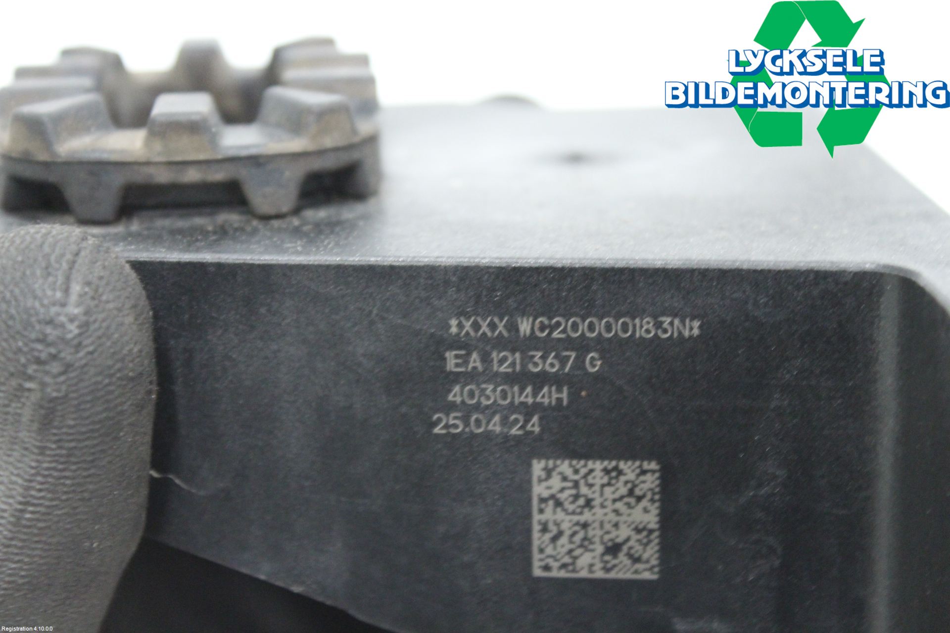 Skoda ENYAQ iV 21- Kylarfäste-Ram-Balk