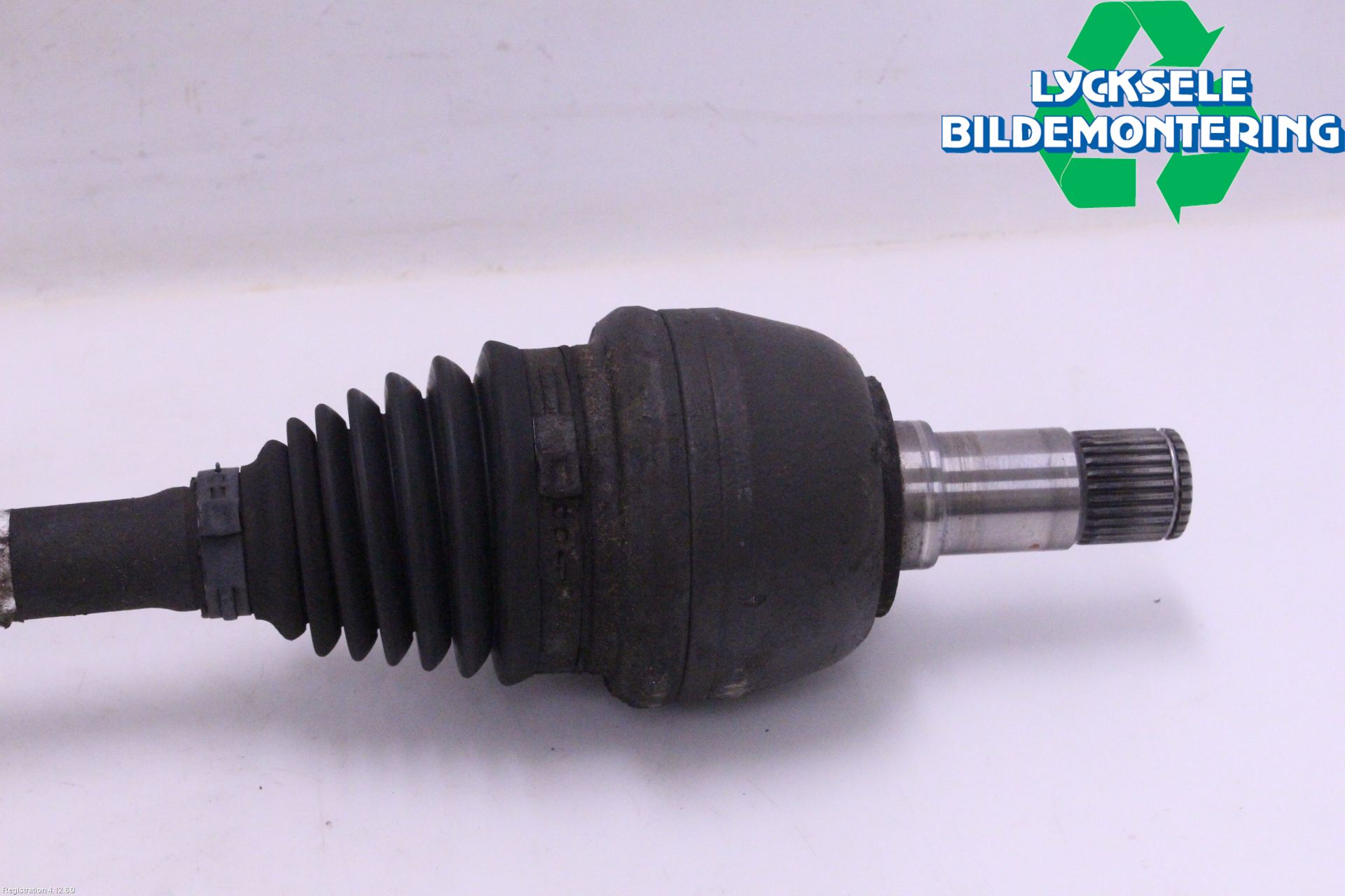Mercedes-Benz MB B-KLASS (W246/W242) 12-19 Drivaxel Fram Vänster