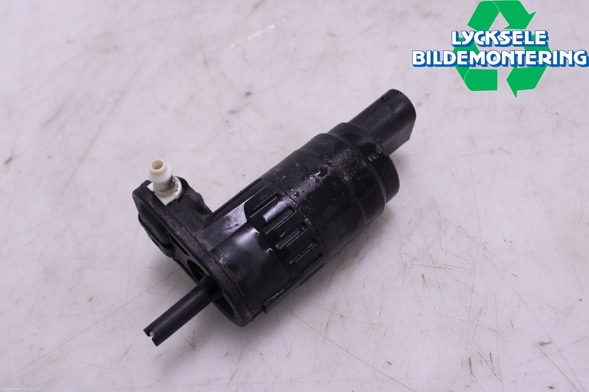 Volkswagen VW CADDY 16-20 Spolarpump Vindruta