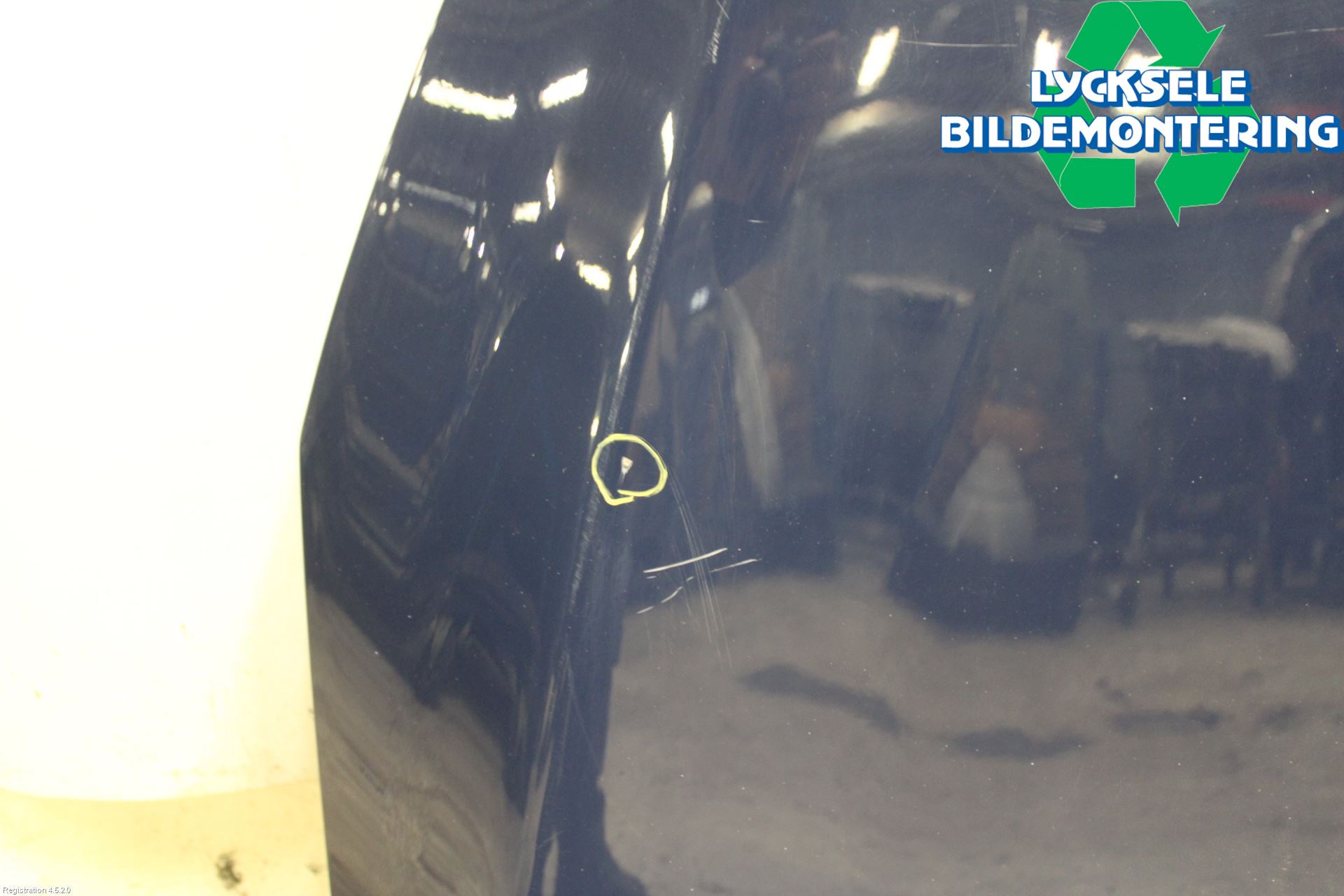 Ford FOCUS 15-18 Huv Fram