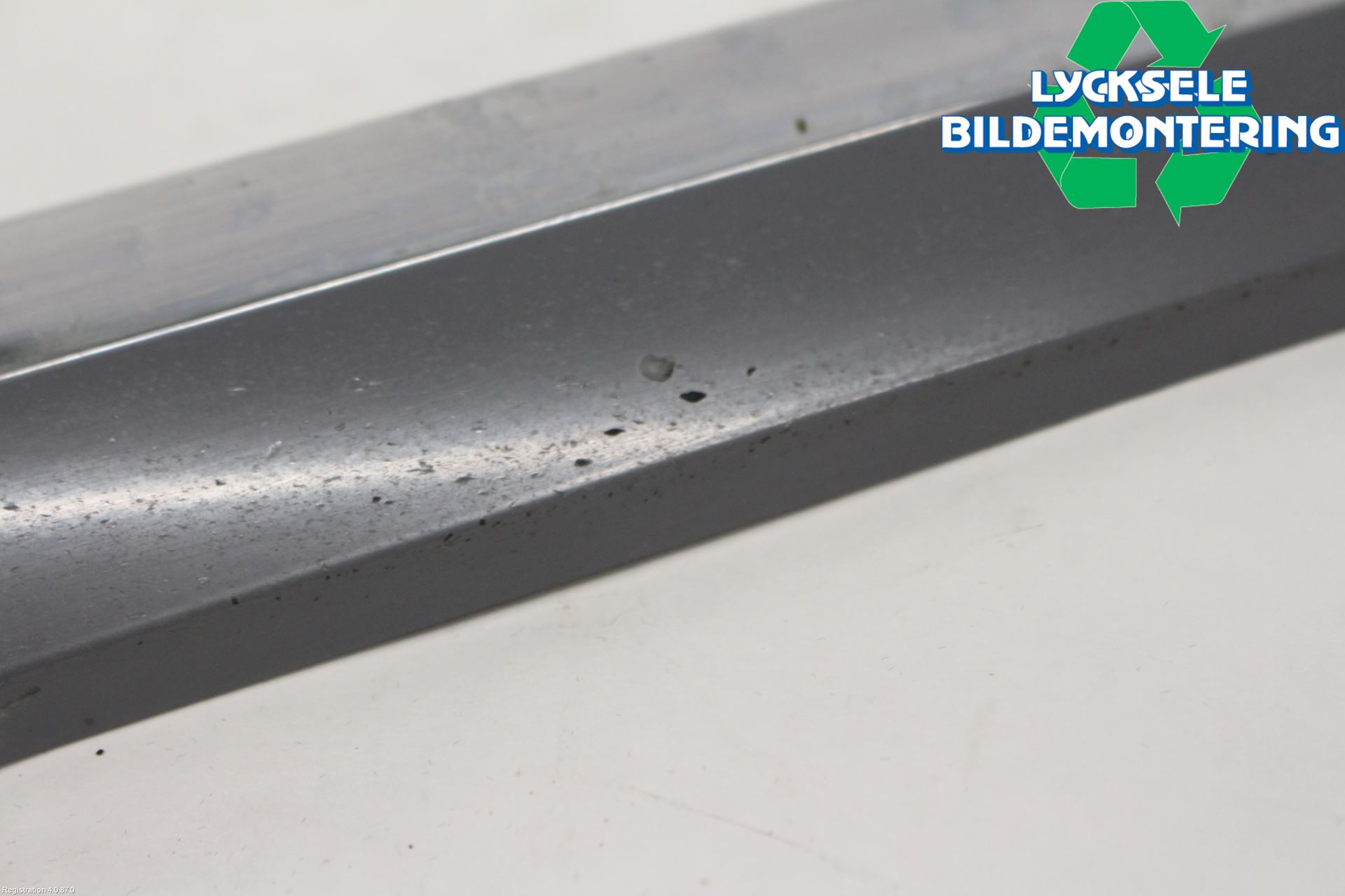 Volkswagen VW PASSAT 20-24 Dörr Dekorlist Fram Hö