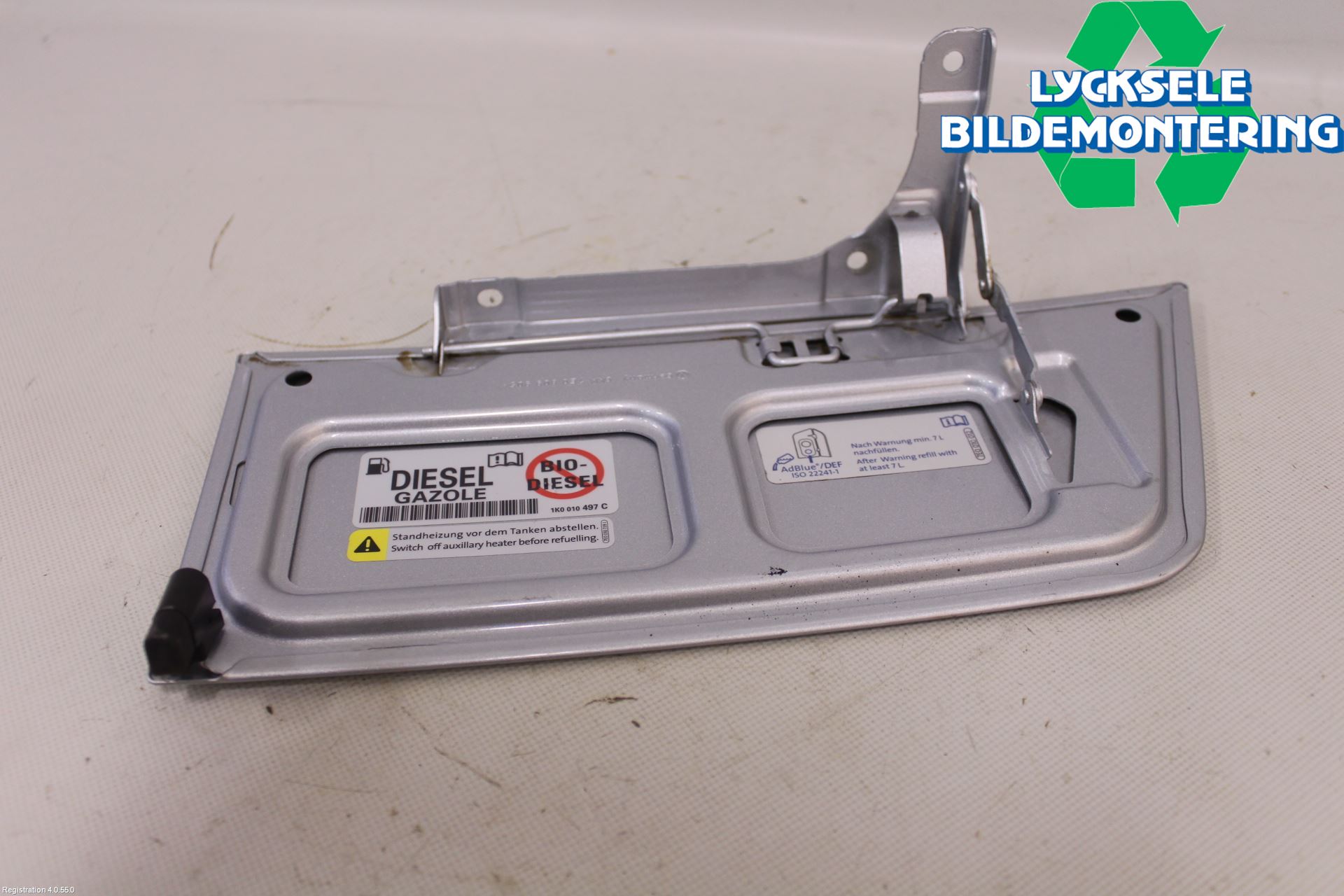 Volkswagen VW TRANSP/CARAVELLE (T6) 16-22 Tanklucka