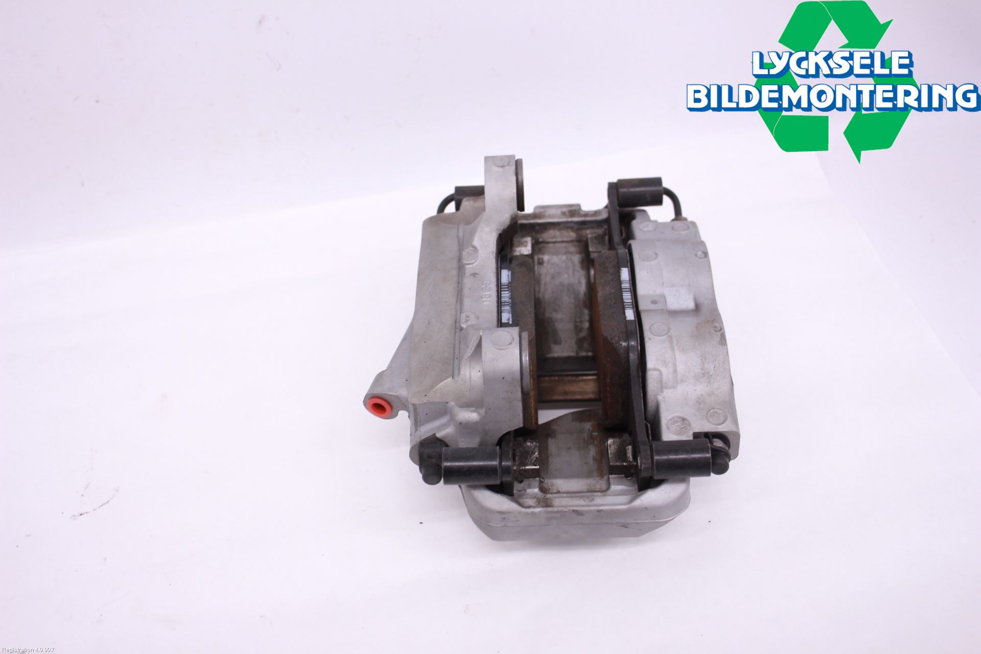 BMW 5 G30/G31/F90 17-23 Bromsok Fram Höger