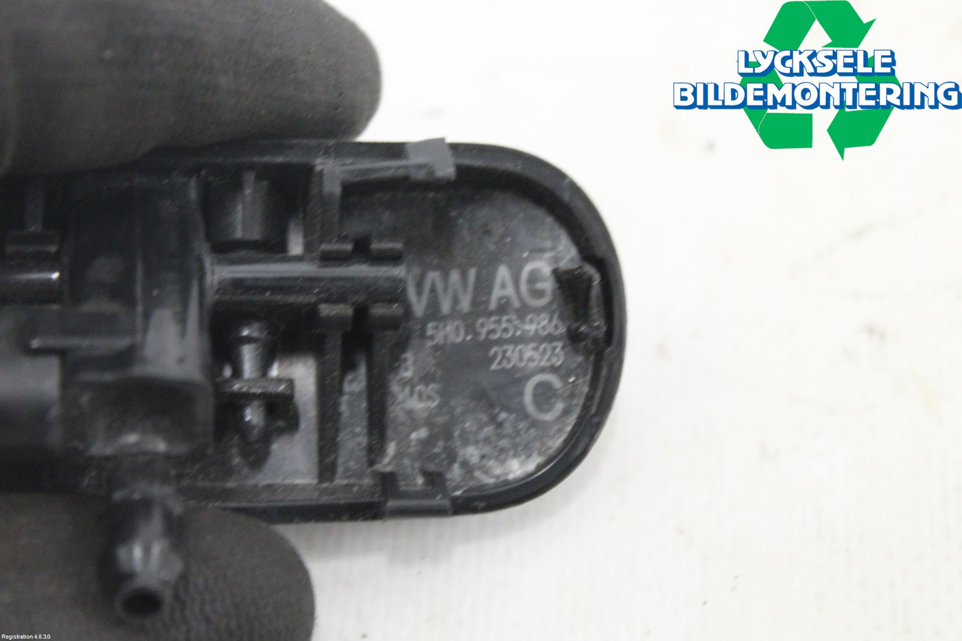 Volkswagen VW ID.4 21- Spolarmunstycke Rutor