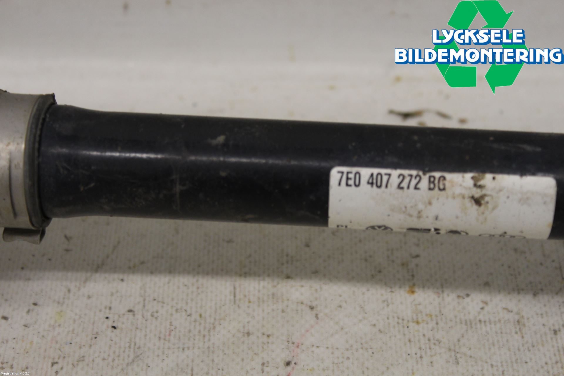 Volkswagen VW TRANSP/CARAVELLE (T6) 16-22 Drivaxel Fram Höger