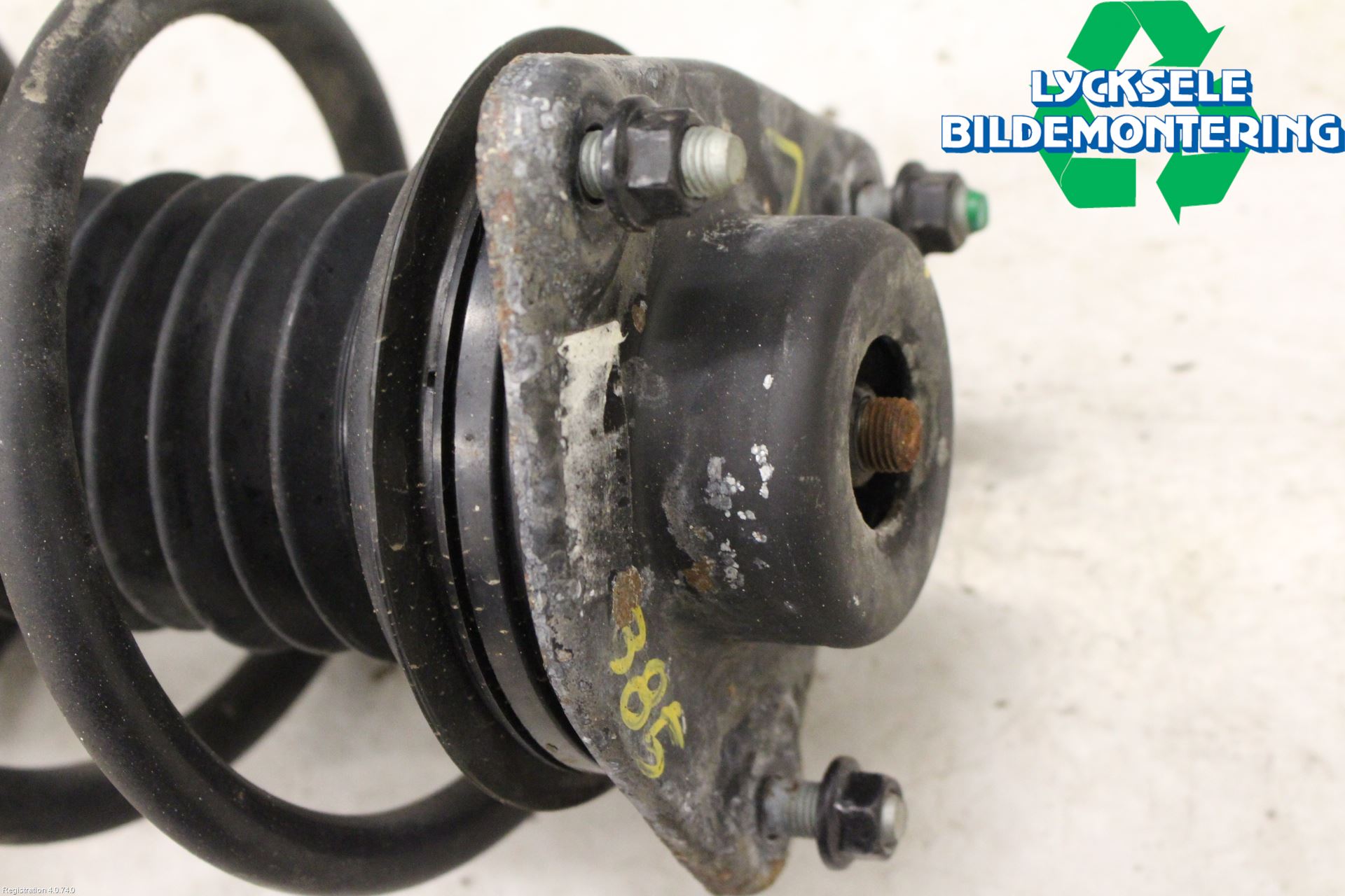 Hyundai i40 16-18 Fjäderben Fram Vänster