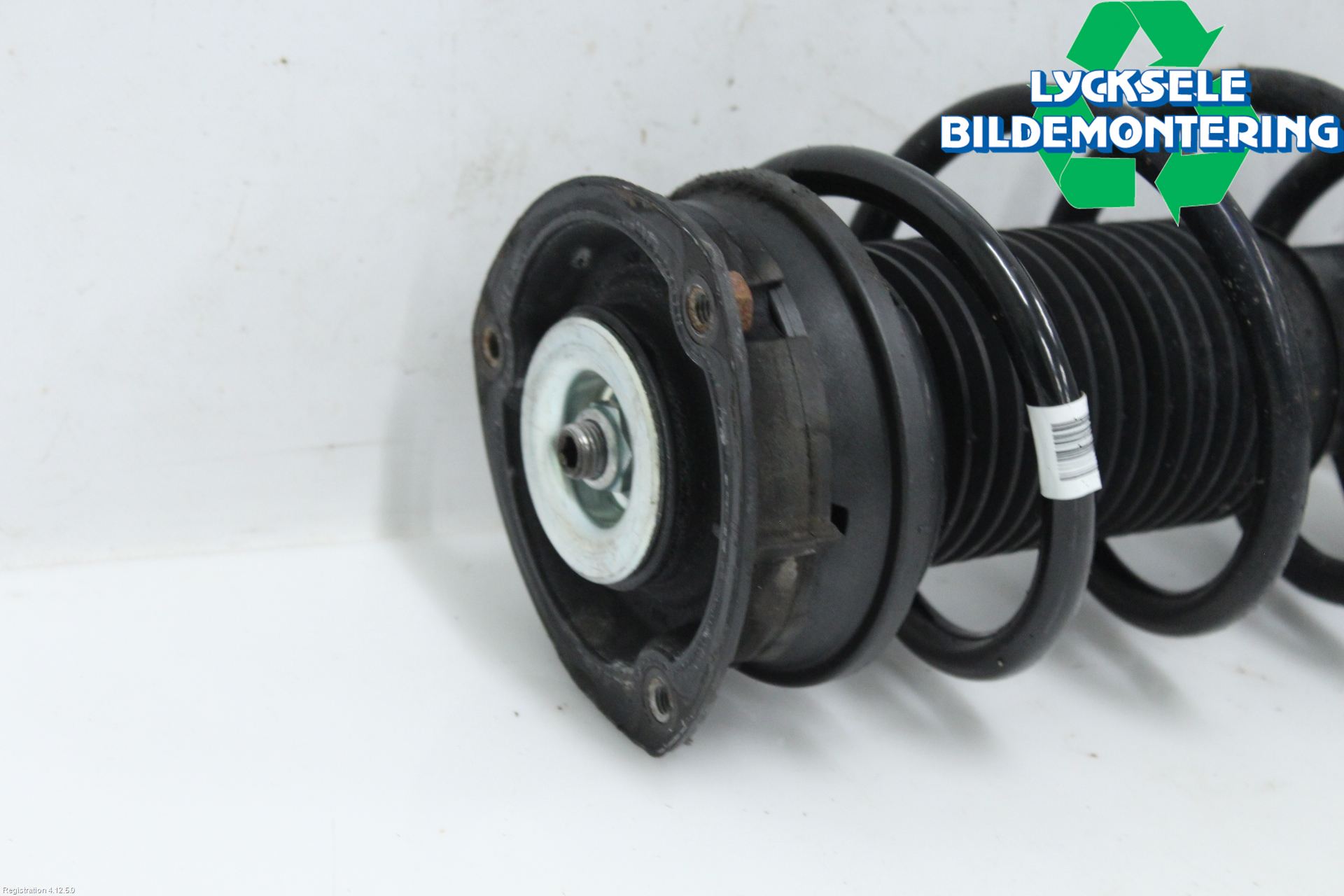 Volkswagen VW PASSAT 15-19 Fjäderben Fram Höger