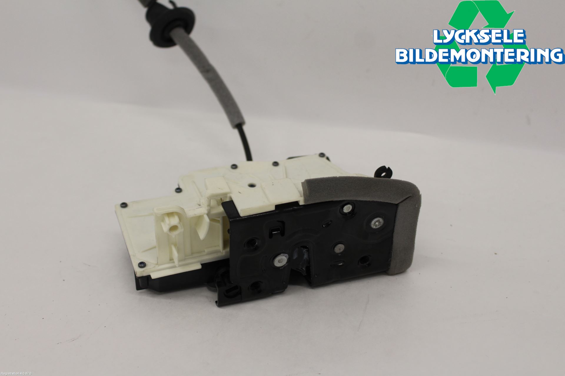 Audi A6 F2/C8 19- Låskista-Dörrlås