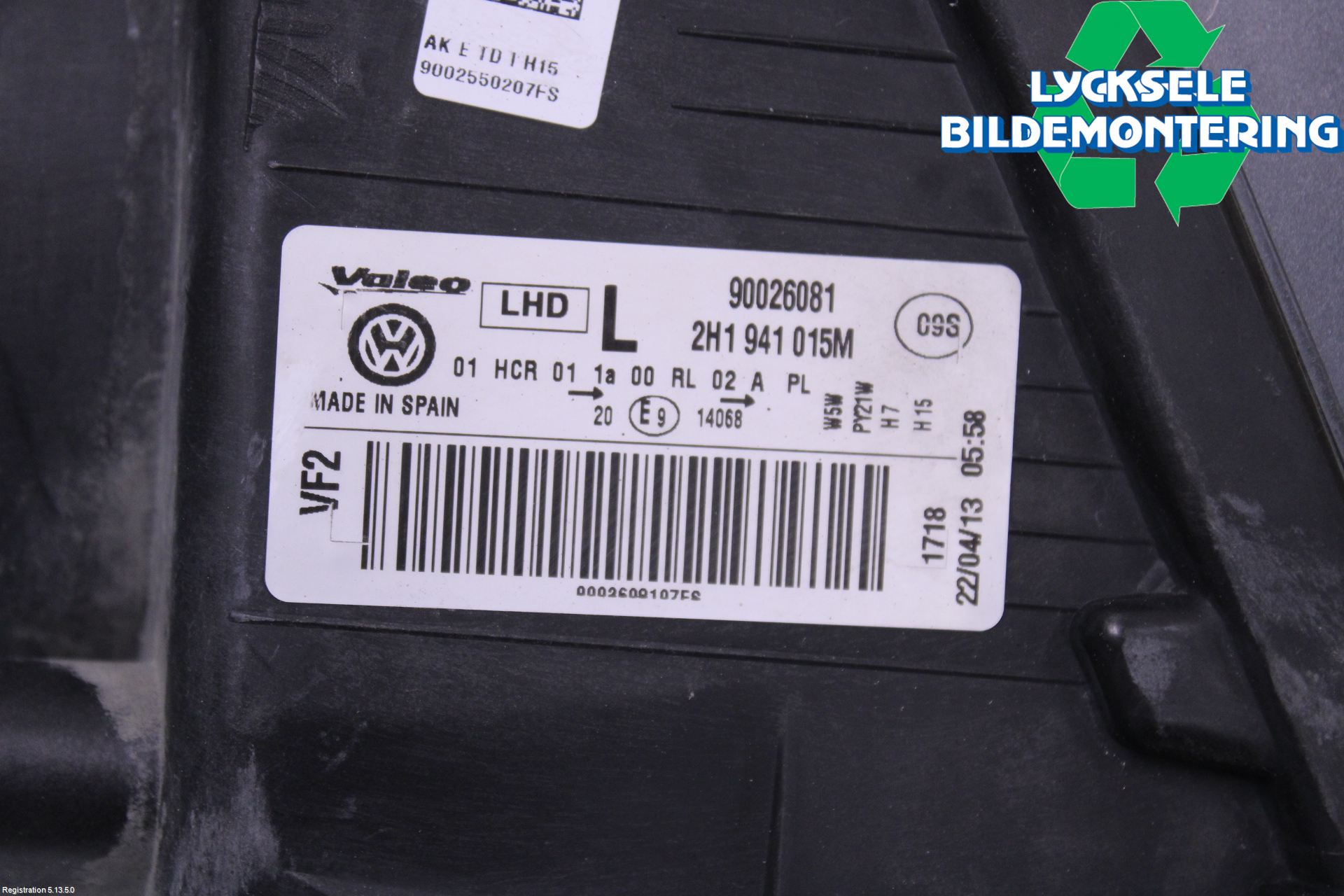 Volkswagen VW AMAROK 2H 10-22 Strålkastare Vänster