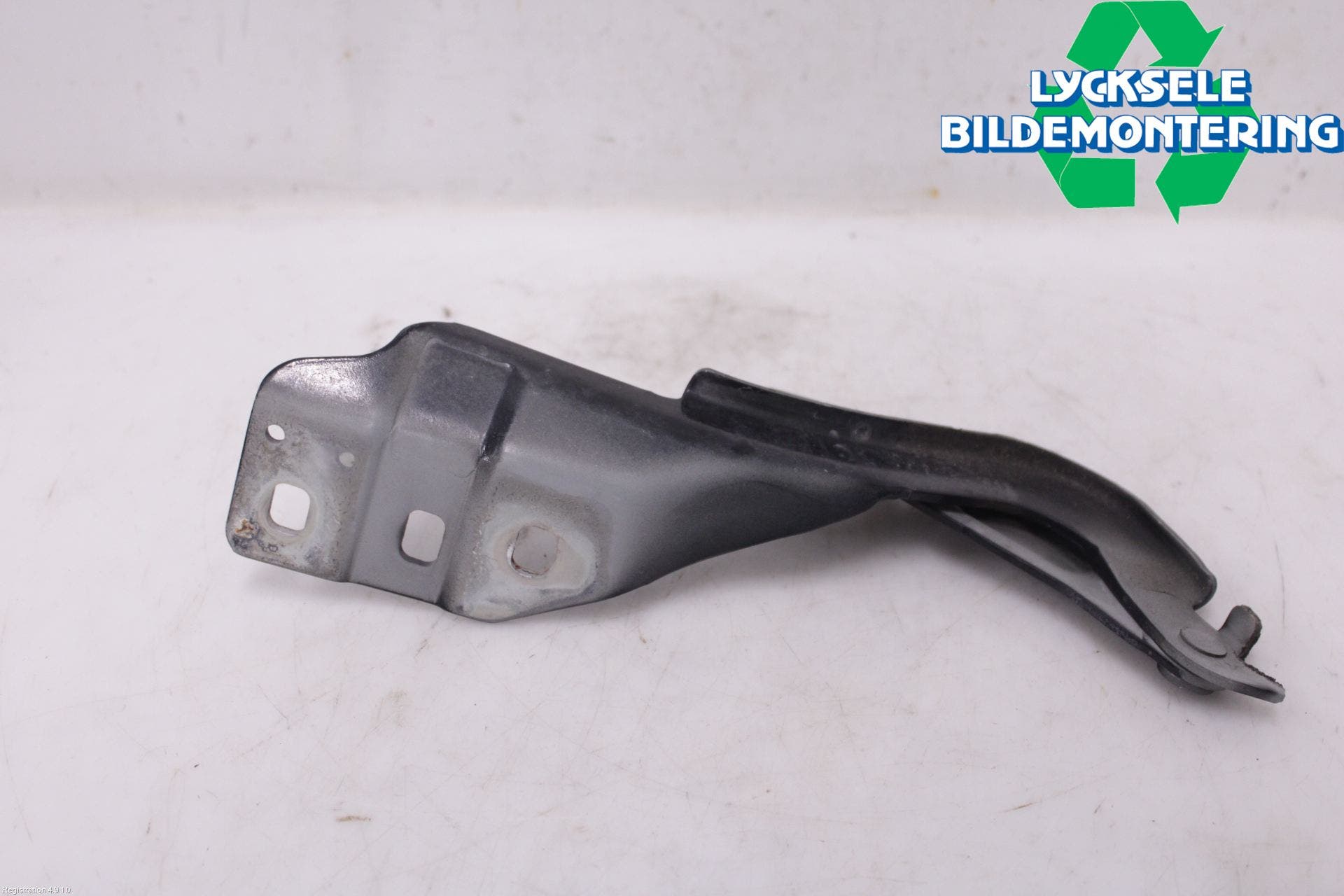 Ford MONDEO 15-22 Huvgångjärn