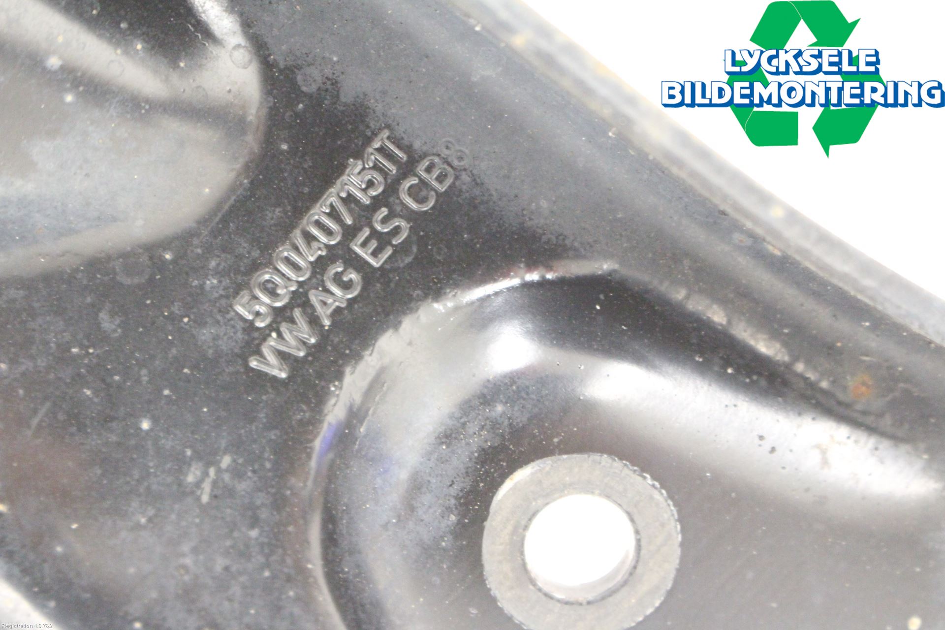 Skoda OCTAVIA (5E) 13-20 Bärarm Fram Undre Vä