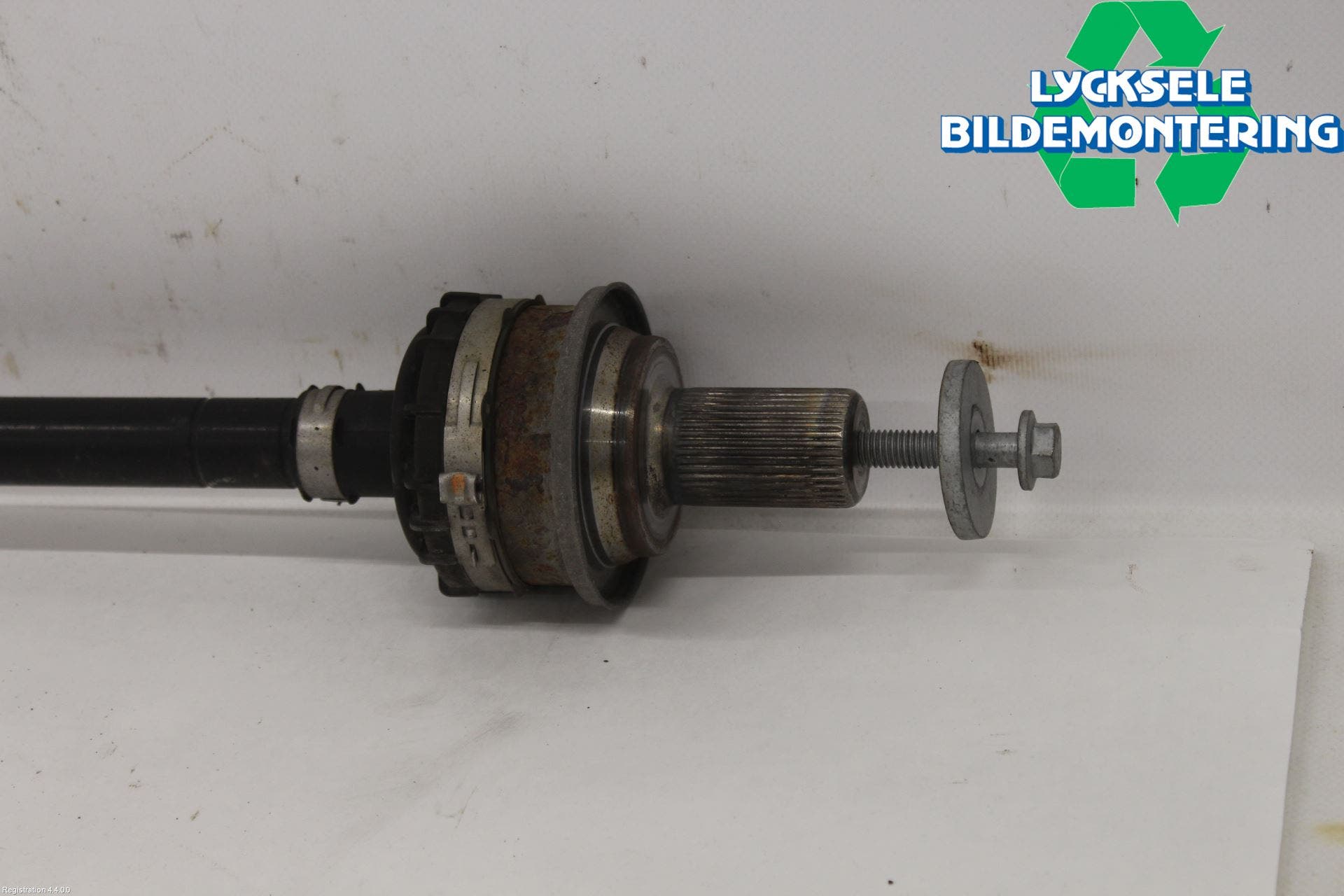 Volvo XC60 18- Drivaxel Bak Höger