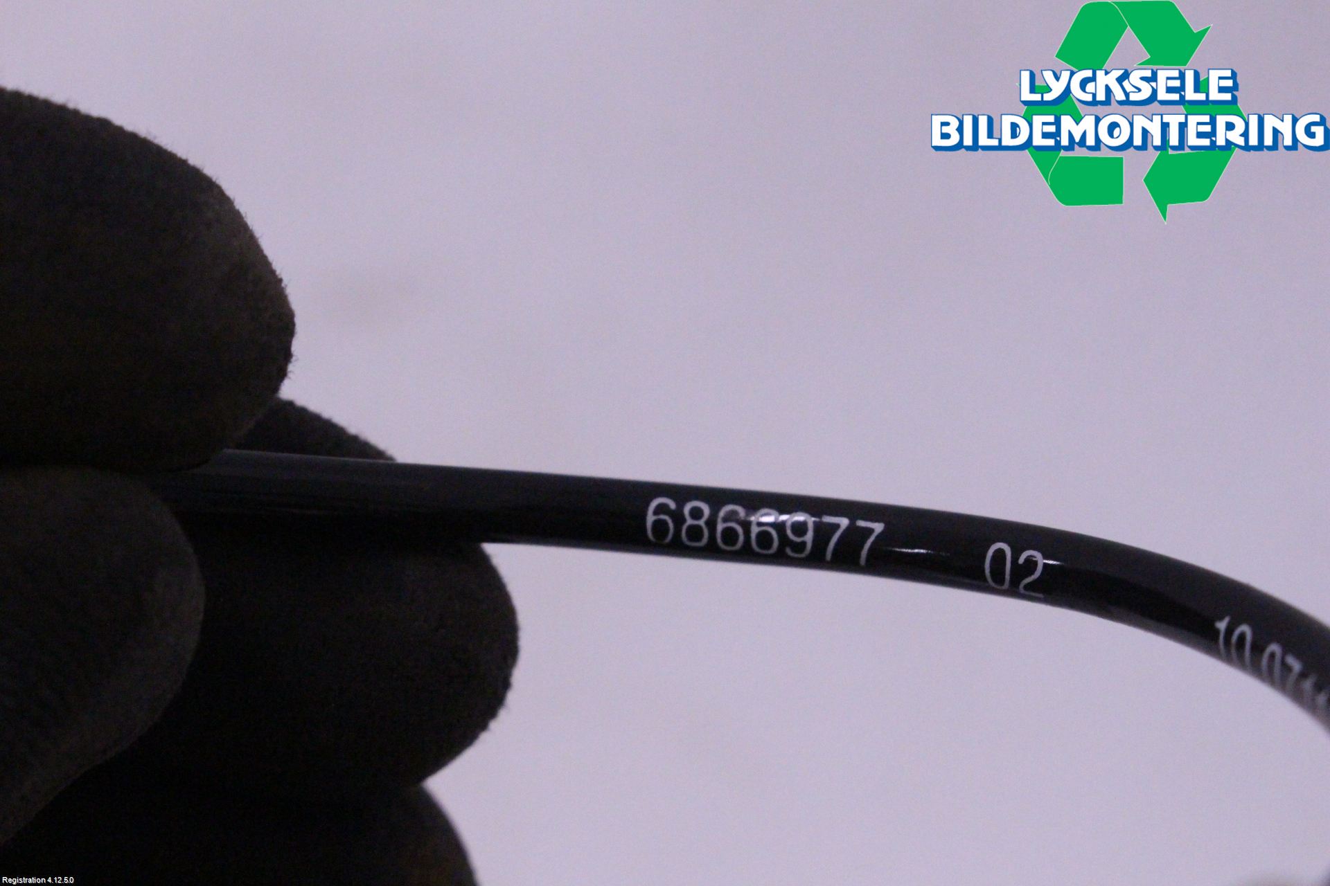 BMW 5 G30/G31/F90 17-23 Abs Sensor