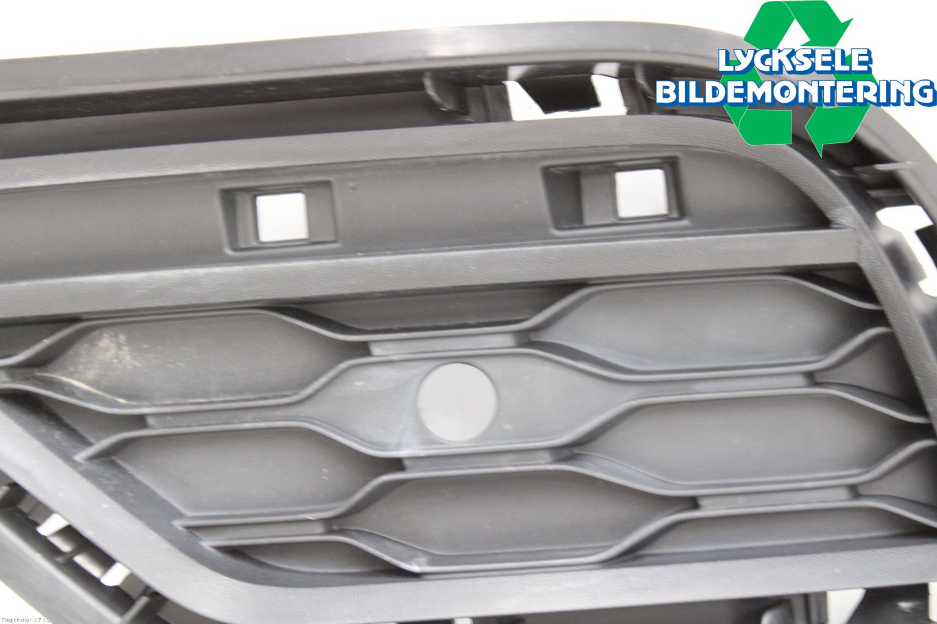 Volkswagen VW T-ROC 18- Stötfångardel Bak Hö