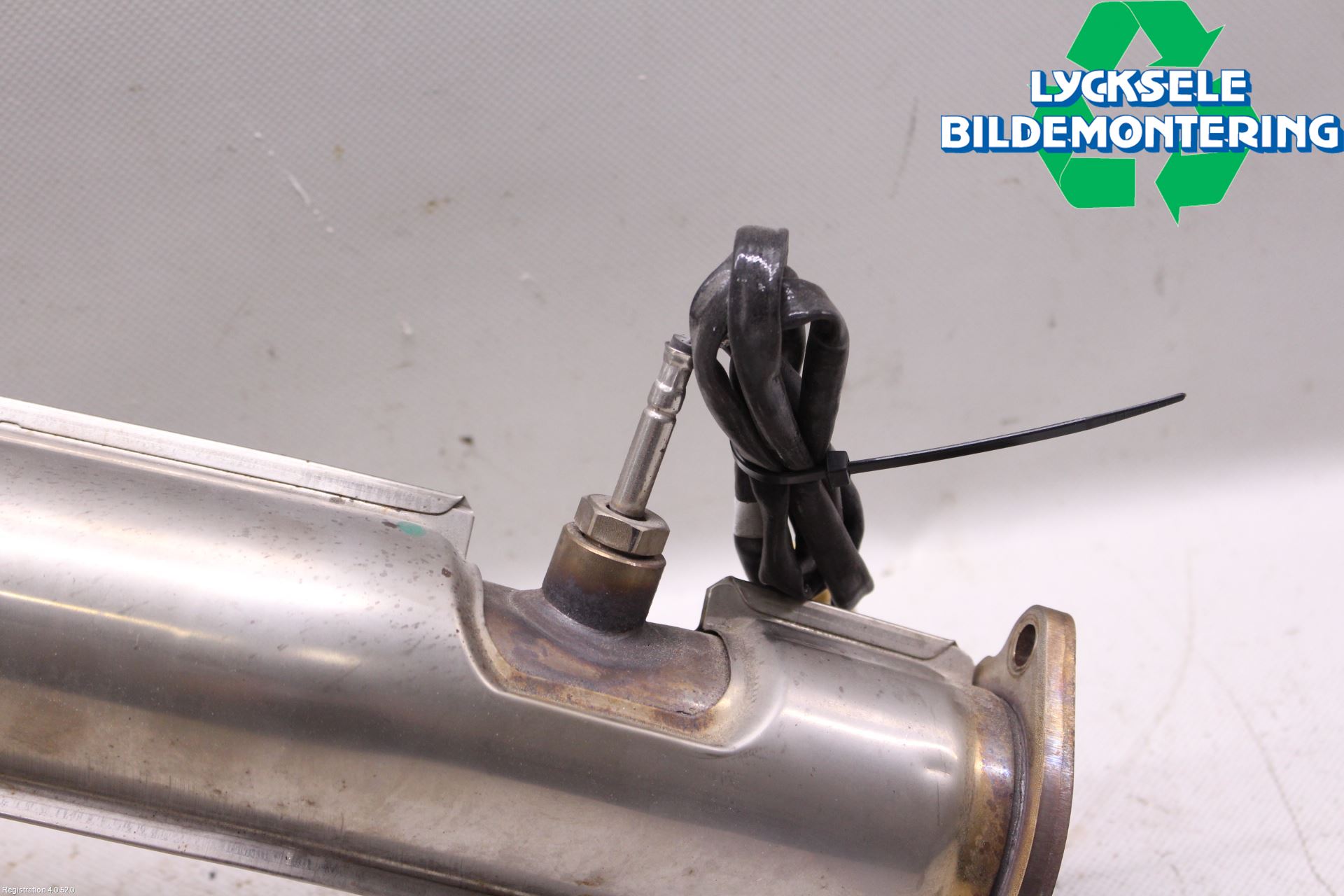 Audi A4/S4 B9 16-19 Avgas Främre Rör