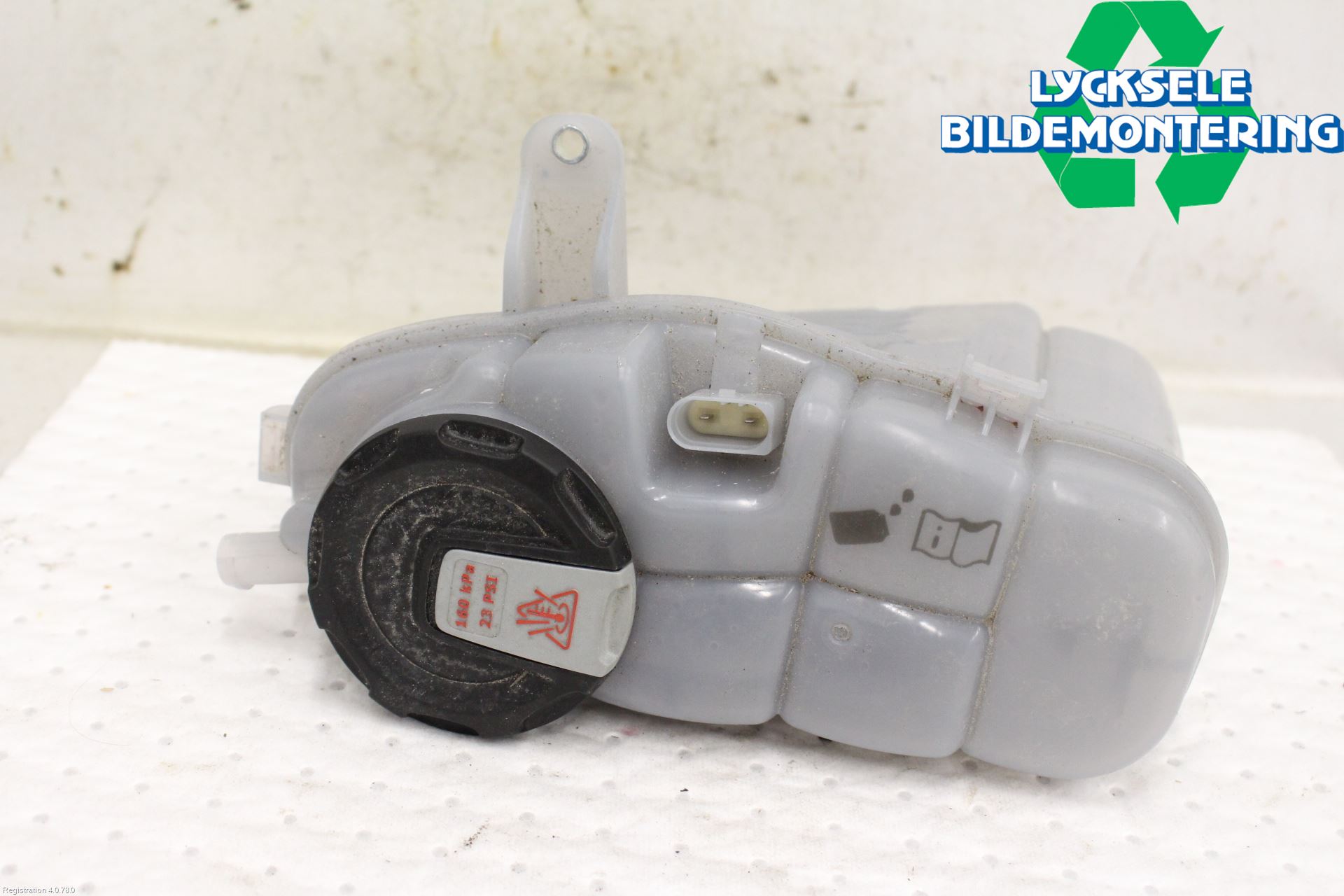 Audi A6 F2/C8 19- Expansionstank