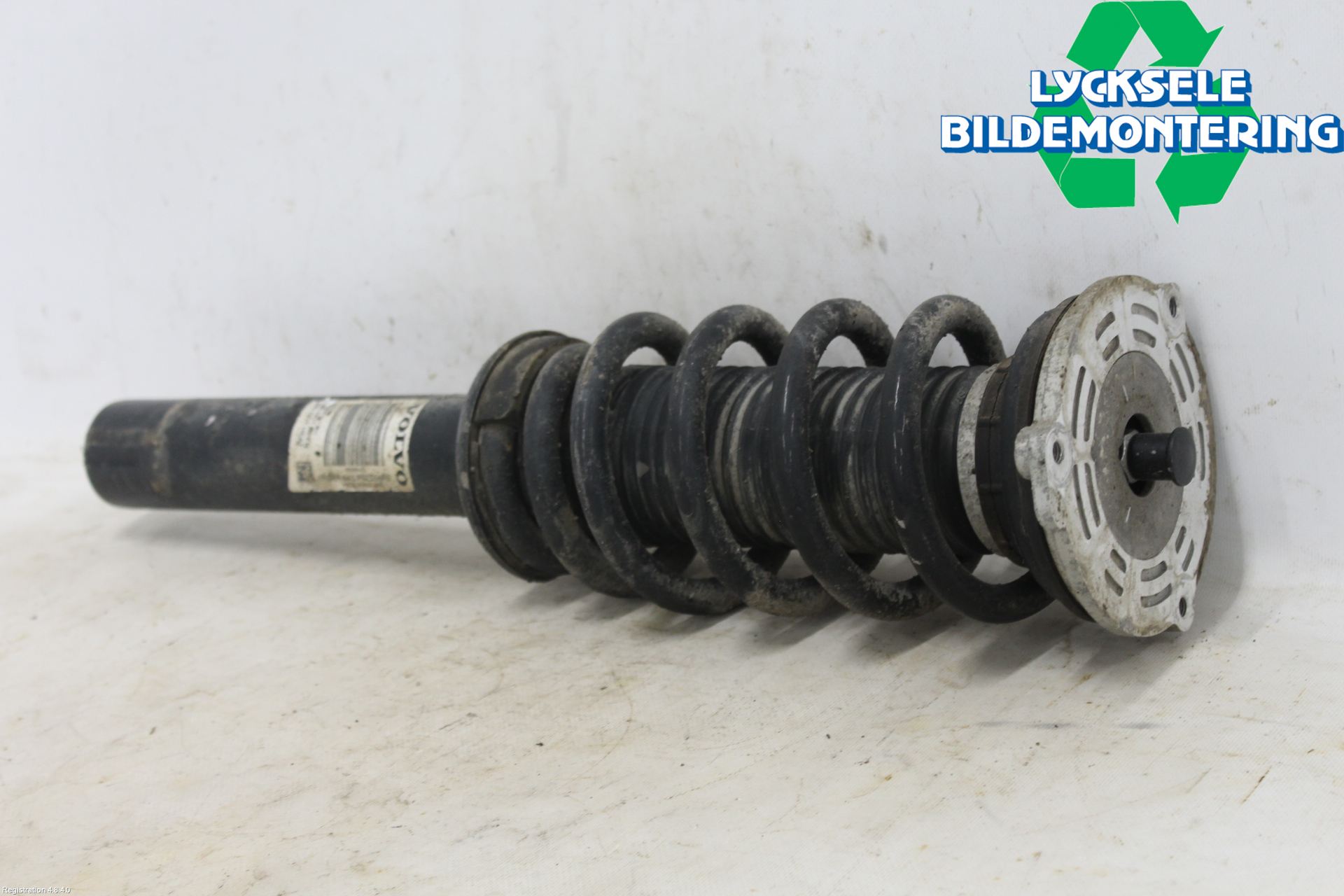 Volvo V60 19- Fjäderben Fram Höger