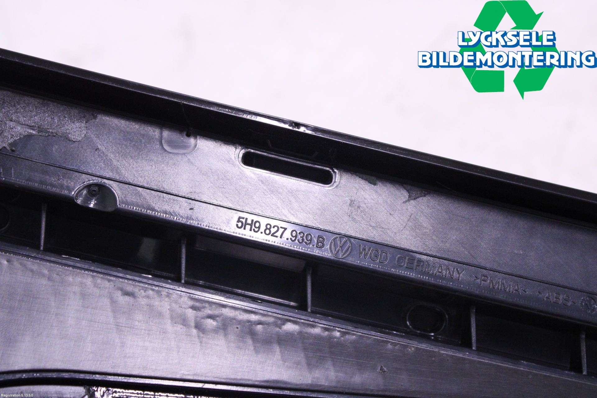 Volkswagen VW GOLF / E-GOLF VIII 20- Spoiler Baklucka