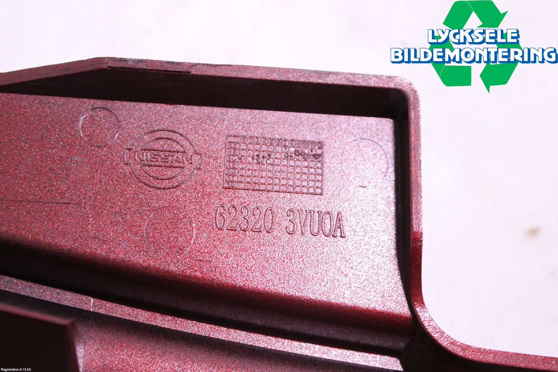 Nissan NOTE E12 14-20 Täckplast Front